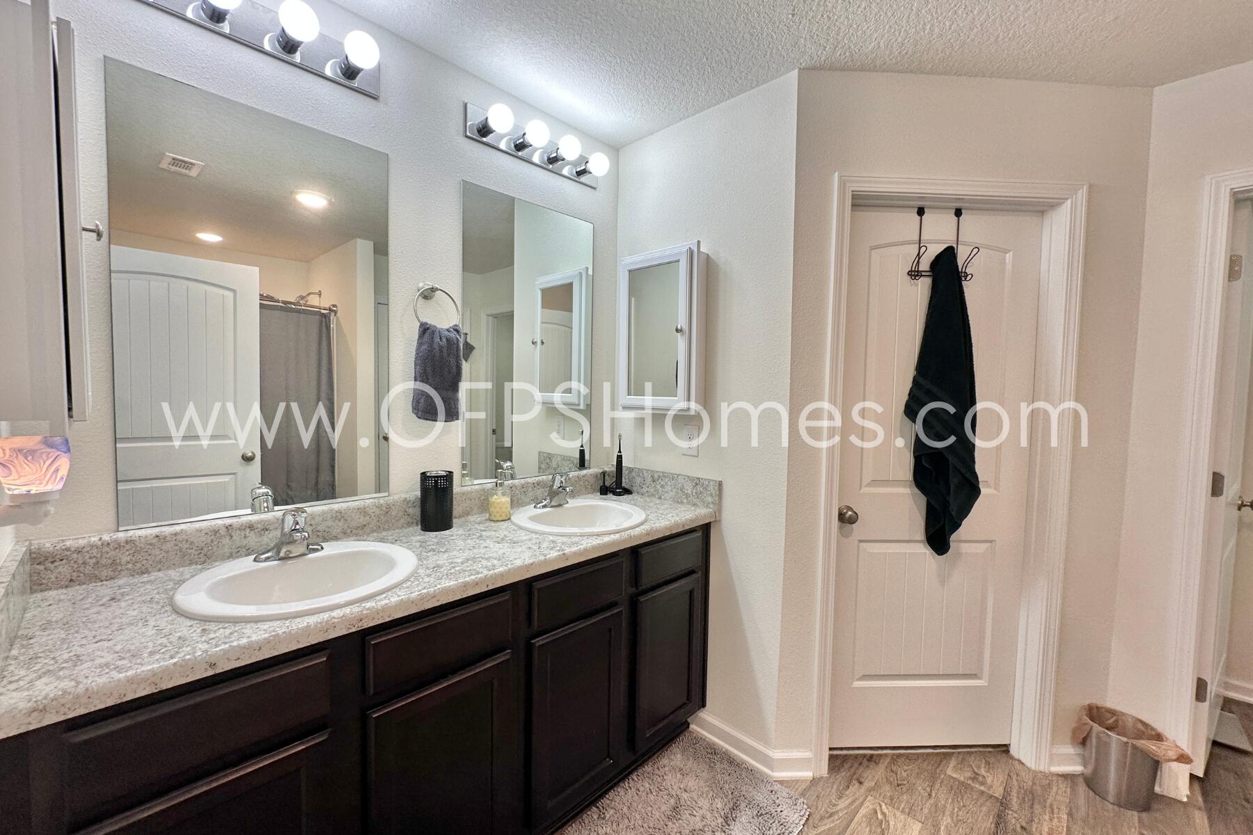 Redstone Commons - Residential Lease