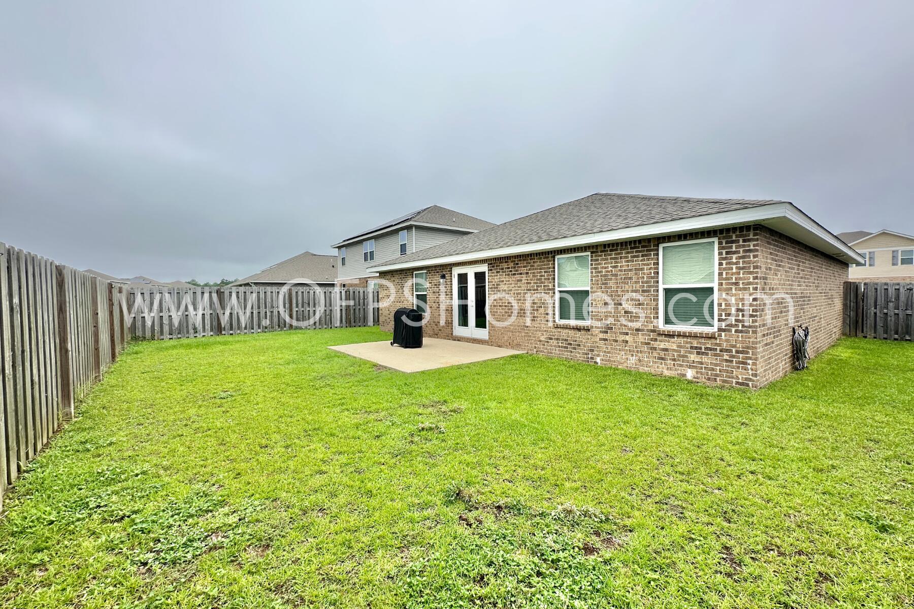 Redstone Commons - Residential Lease