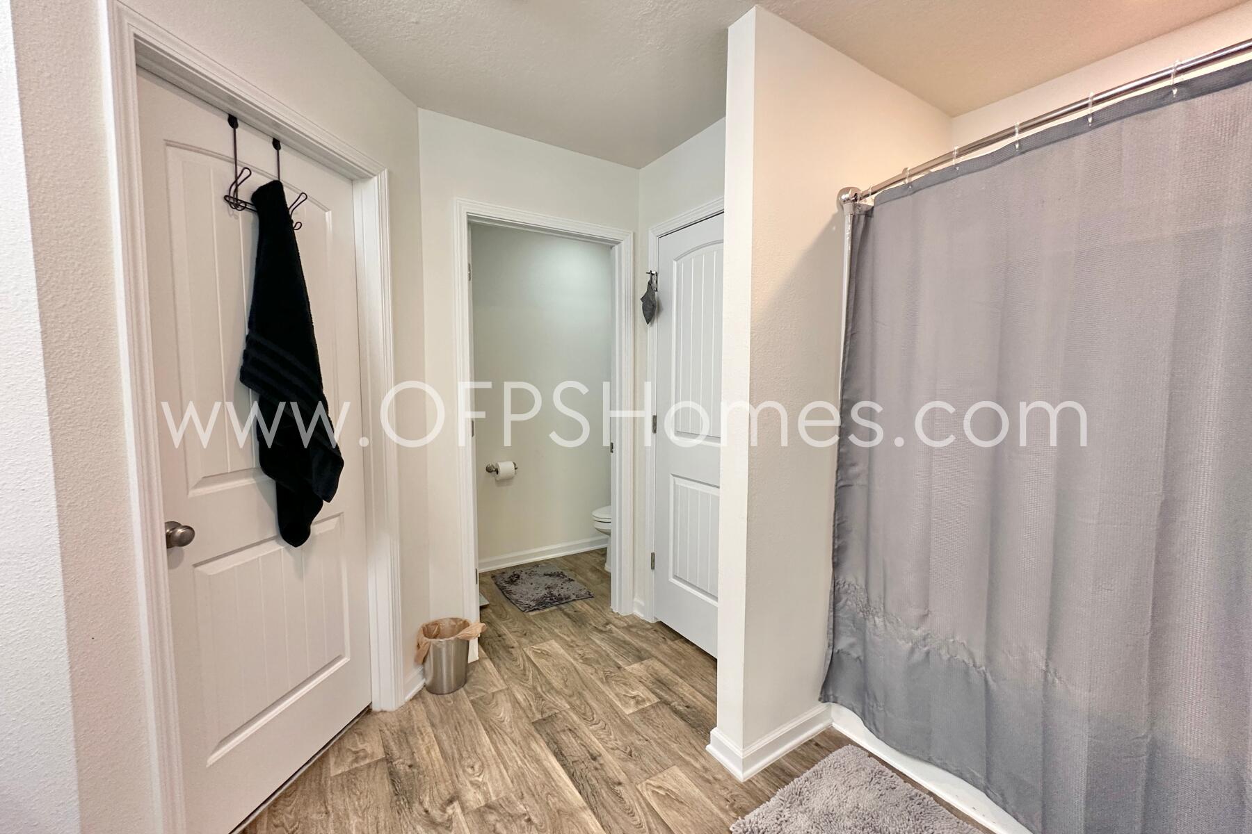 Redstone Commons - Residential Lease