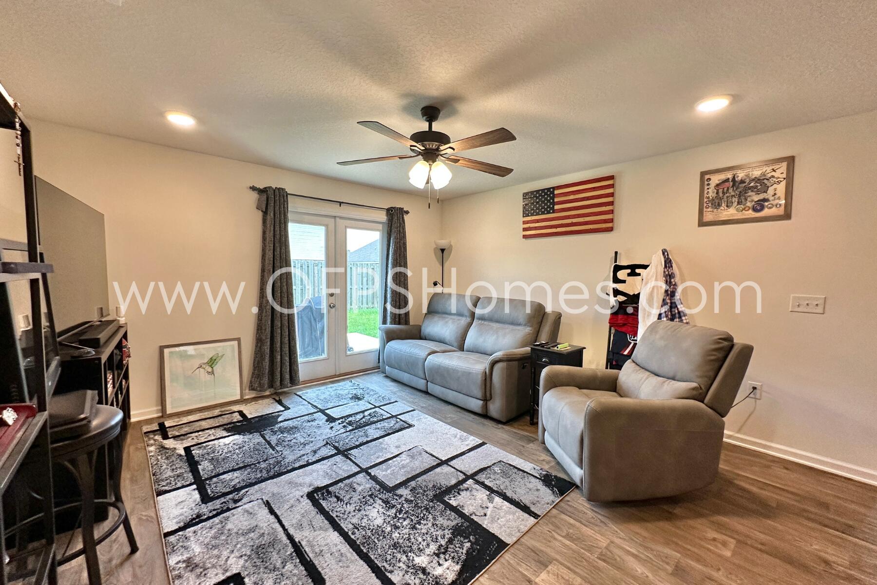 Redstone Commons - Residential Lease