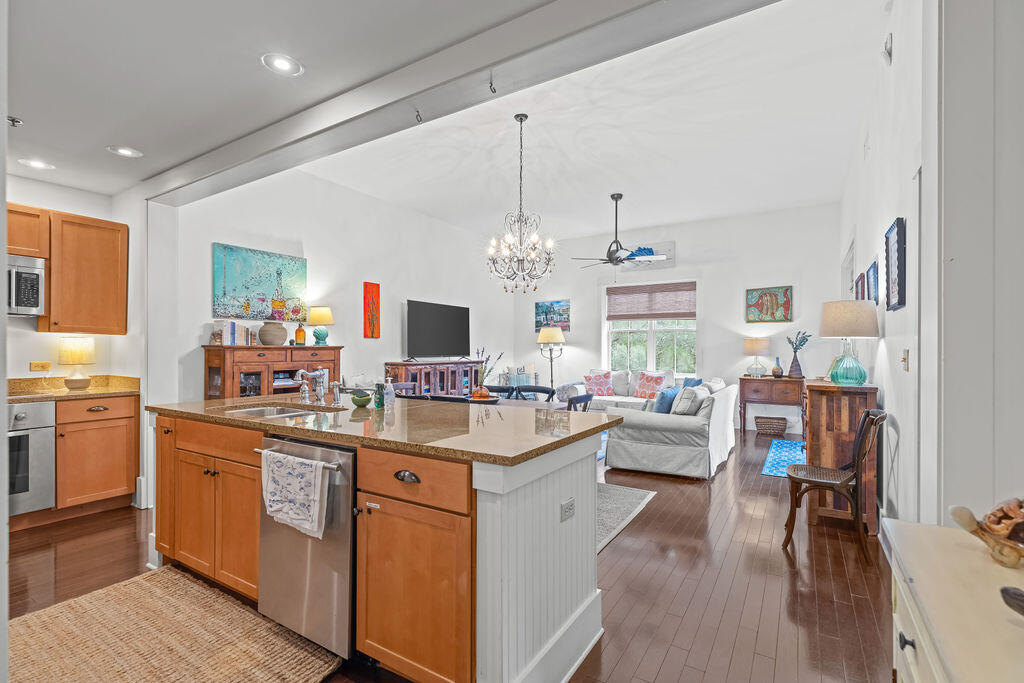 REDFISH VILLAGE - Residential