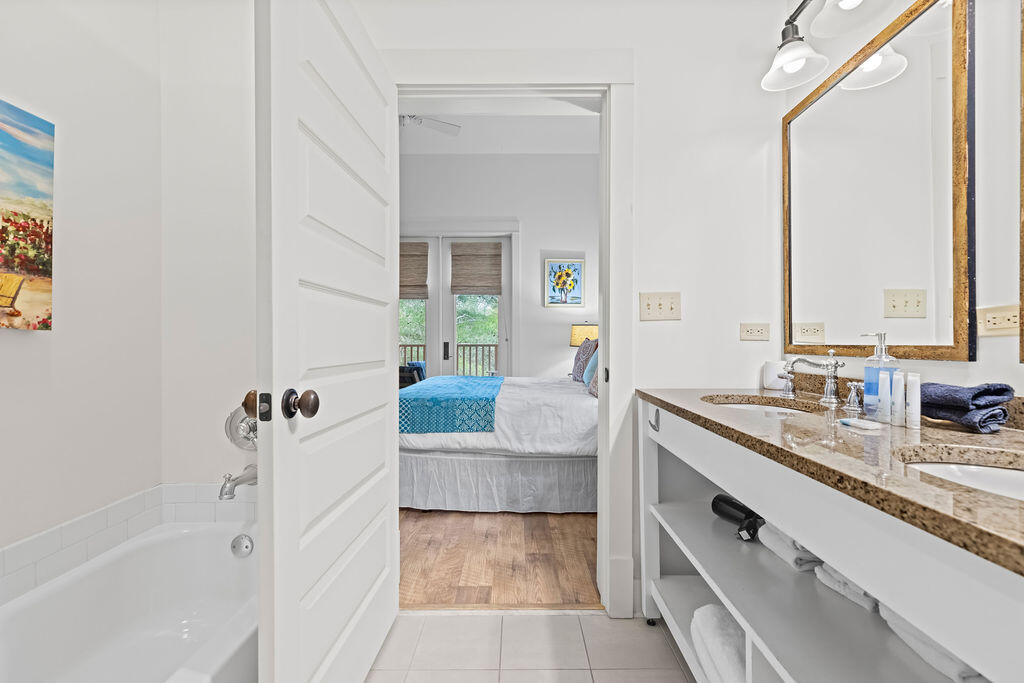 REDFISH VILLAGE - Residential