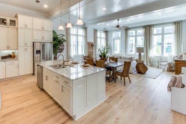 HIGHLAND PARKS - Residential