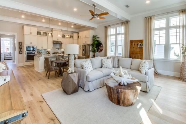 HIGHLAND PARKS - Residential