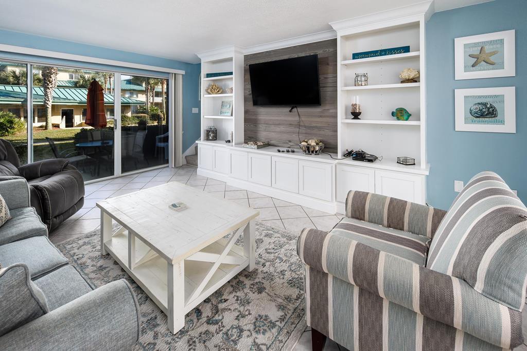 SEASPRAY CONDO - Residential