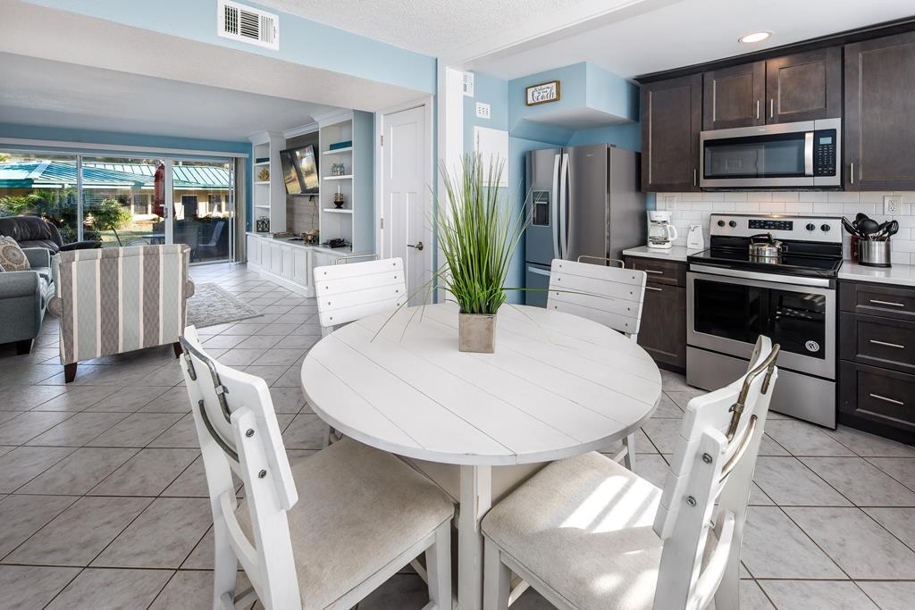 SEASPRAY CONDO - Residential