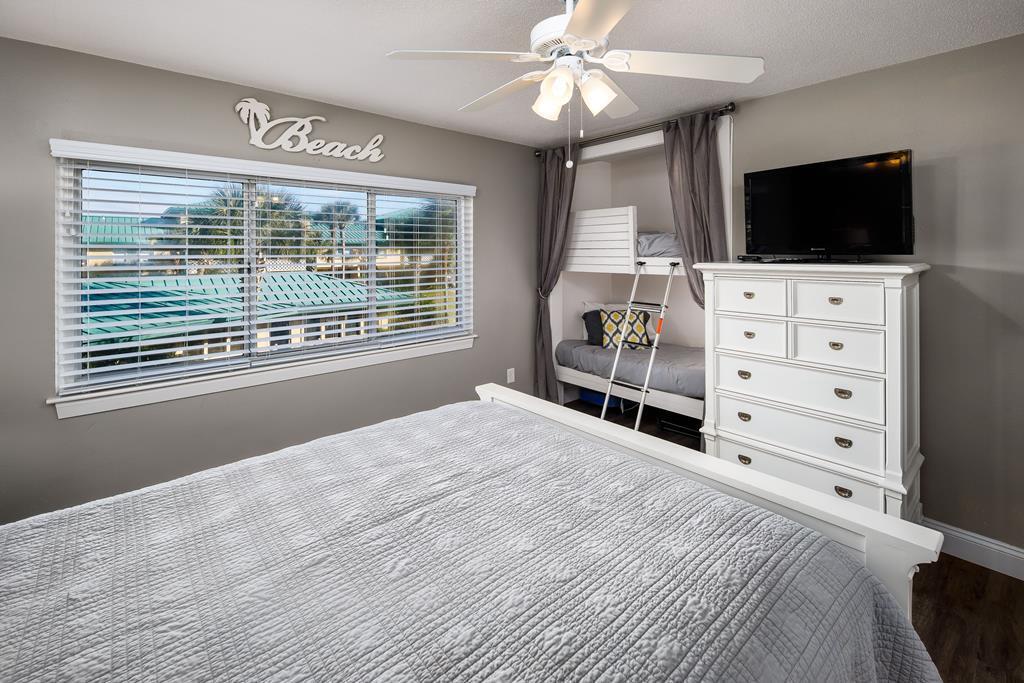 SEASPRAY CONDO - Residential