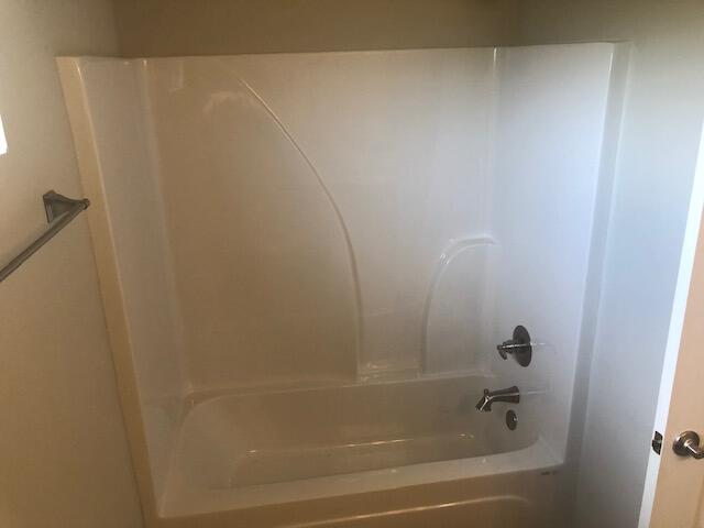 BARBAROSA TERRITORY - Residential Lease