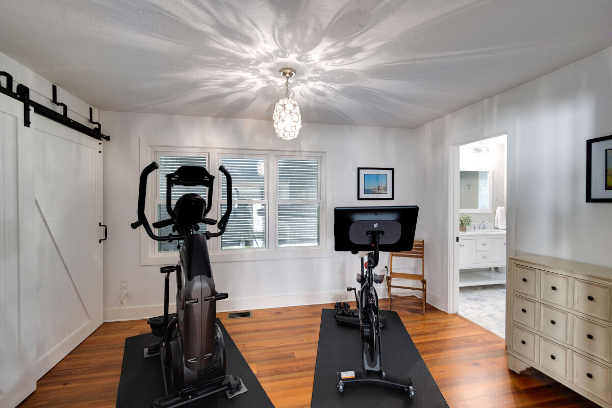 BLUEWATER BAY VILLAGE 1B - Residential