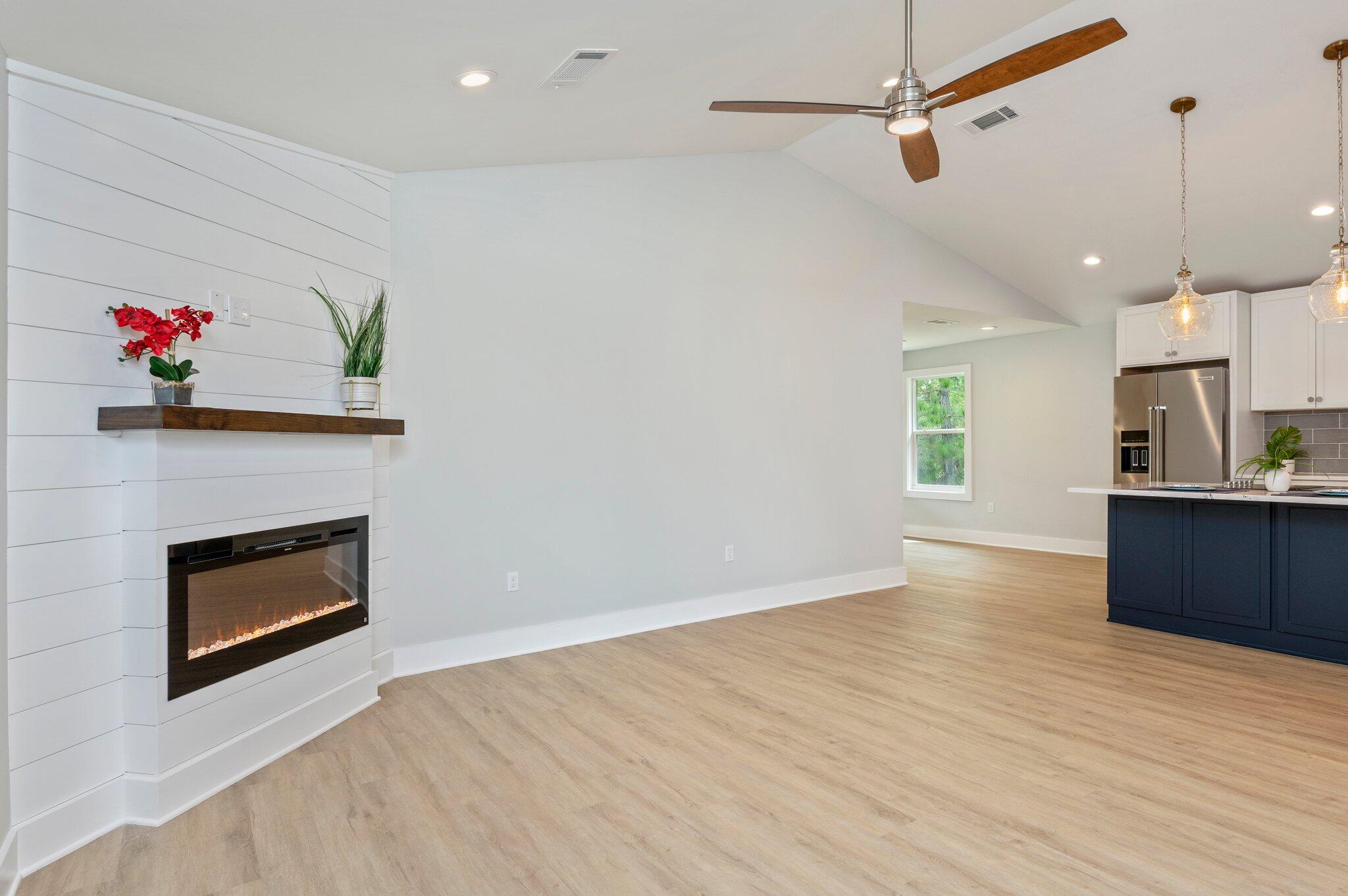 DRIFTWOOD ESTATES - Residential