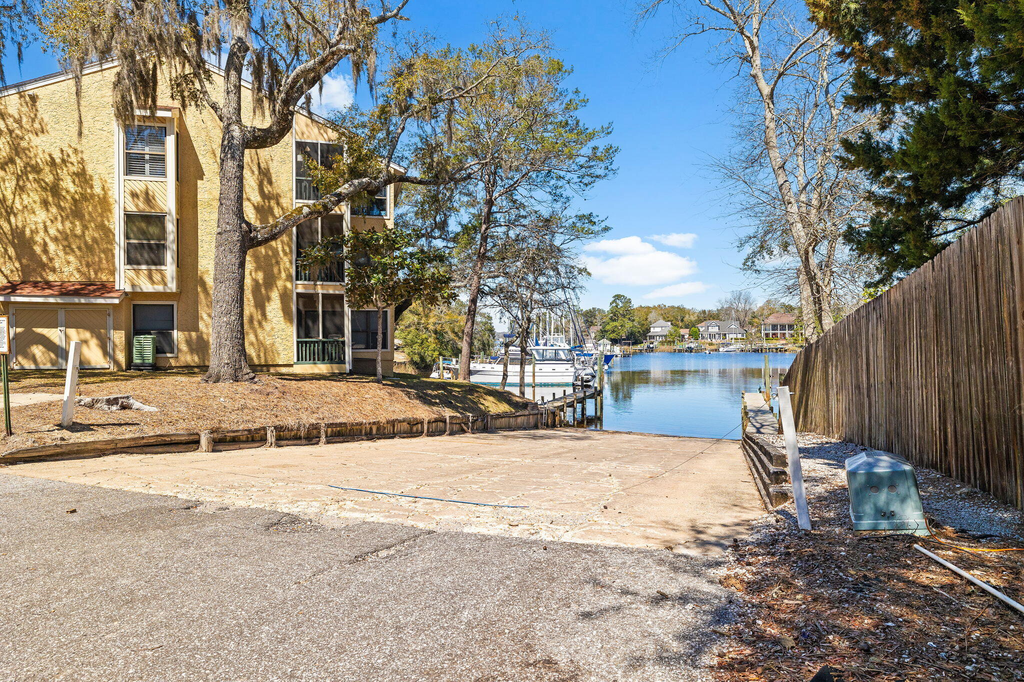 GLENEAGLES GREEN BLUEWATER BAY - Residential