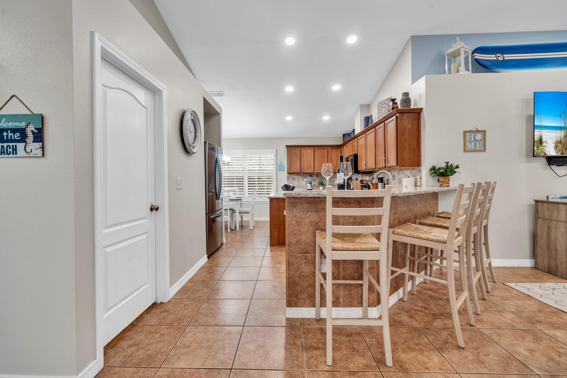 PARADISE RETREAT - Residential Lease