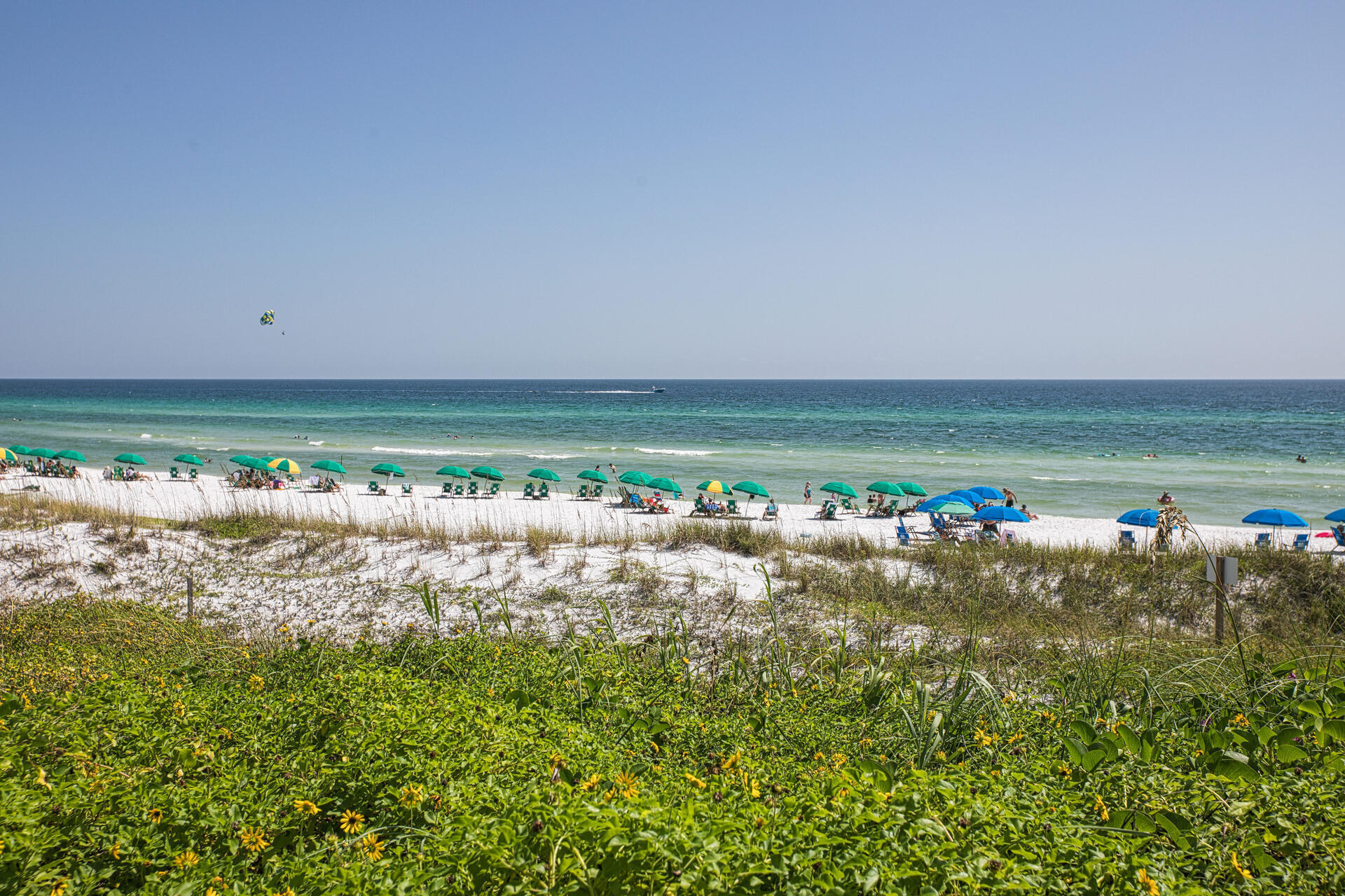 PARADISE RETREAT - Residential Lease