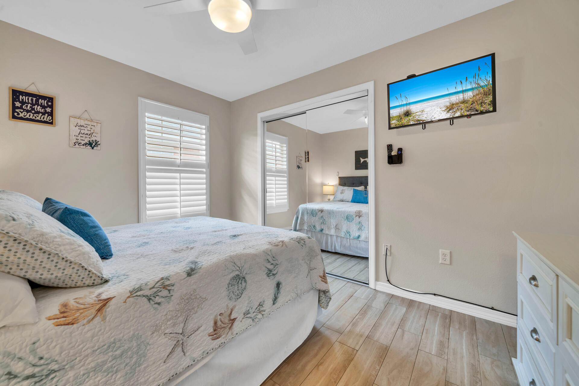 PARADISE RETREAT - Residential Lease