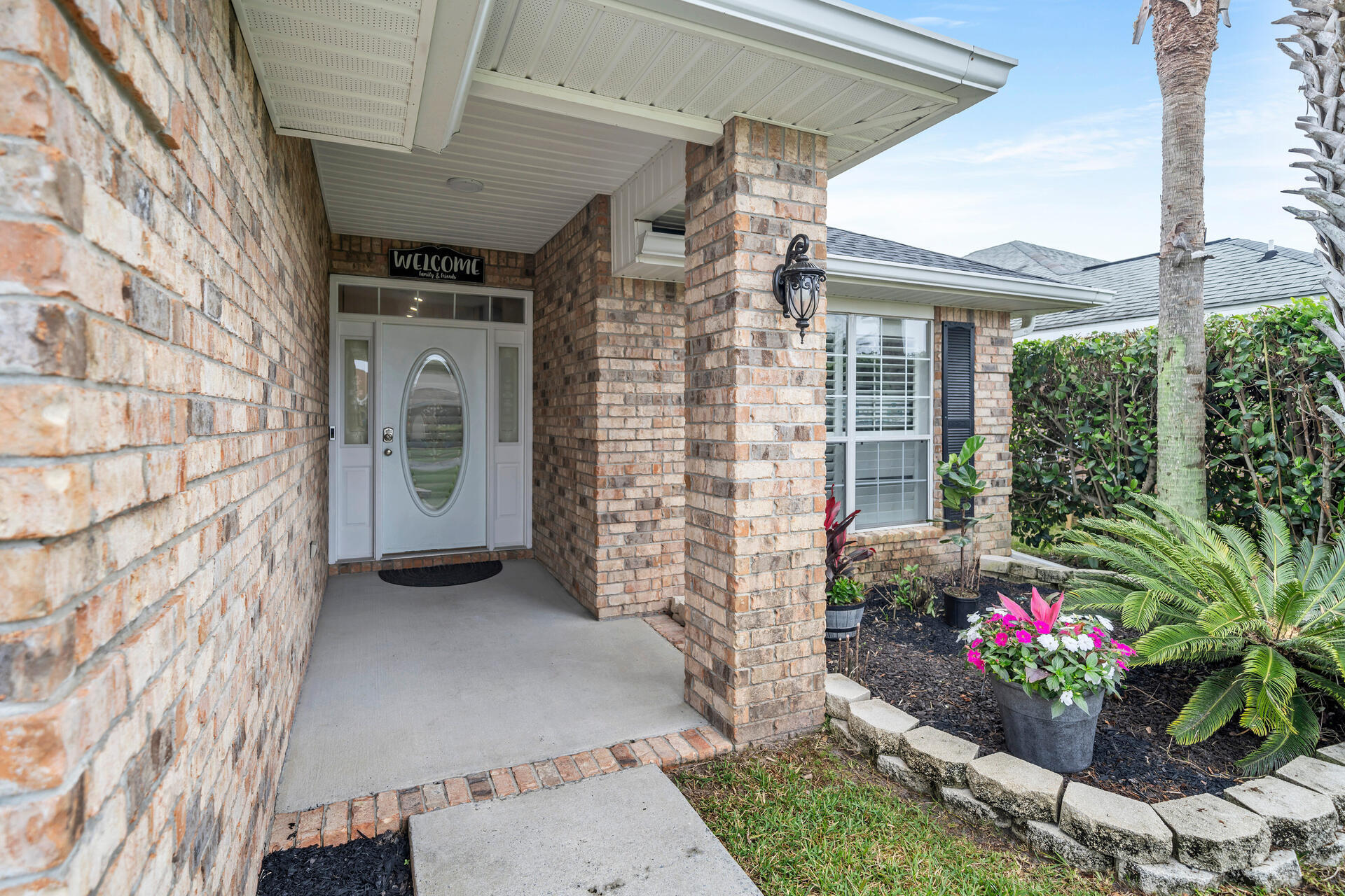 PARADISE RETREAT - Residential Lease