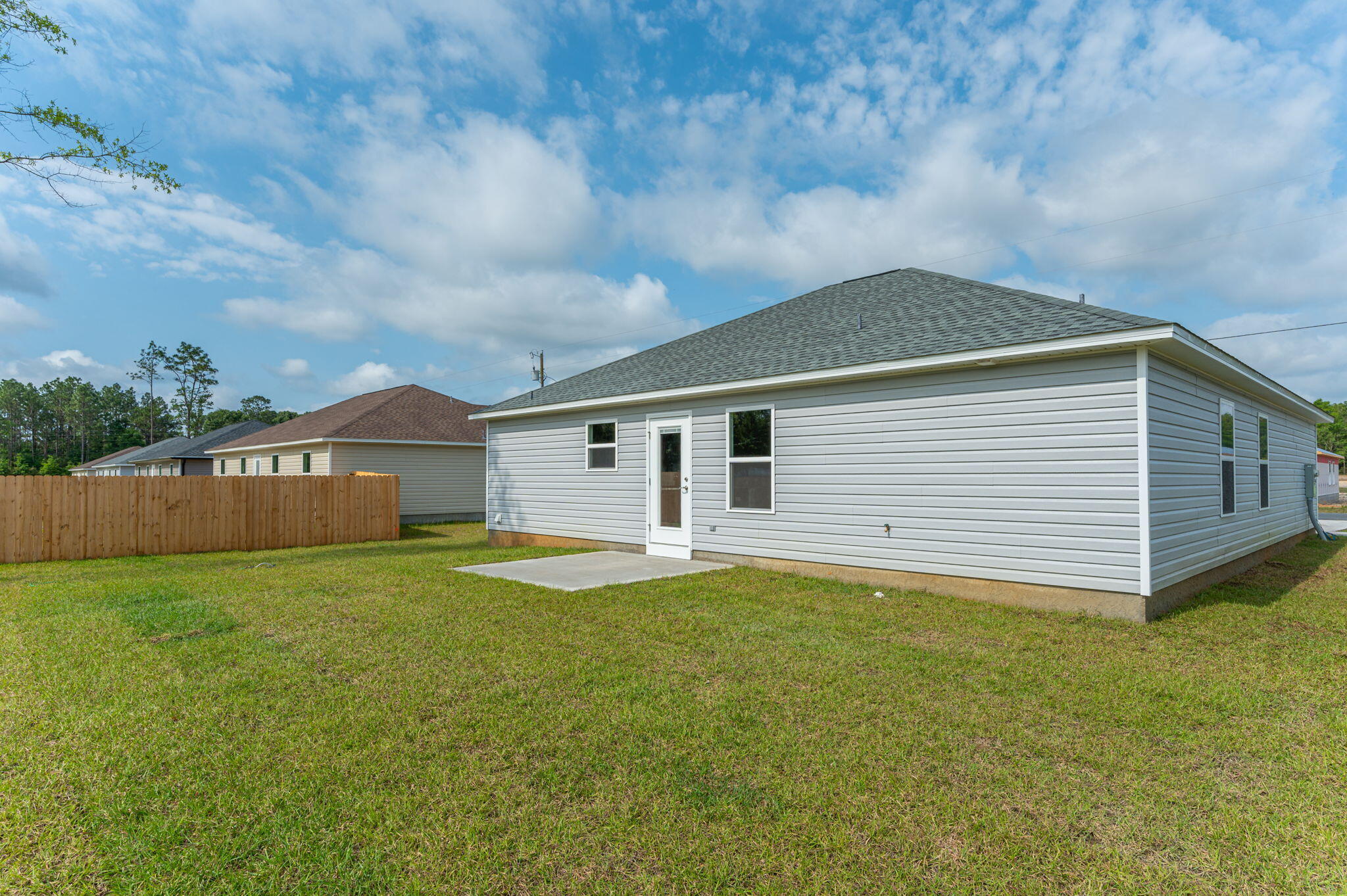 SOUTHERN OAKS - Residential