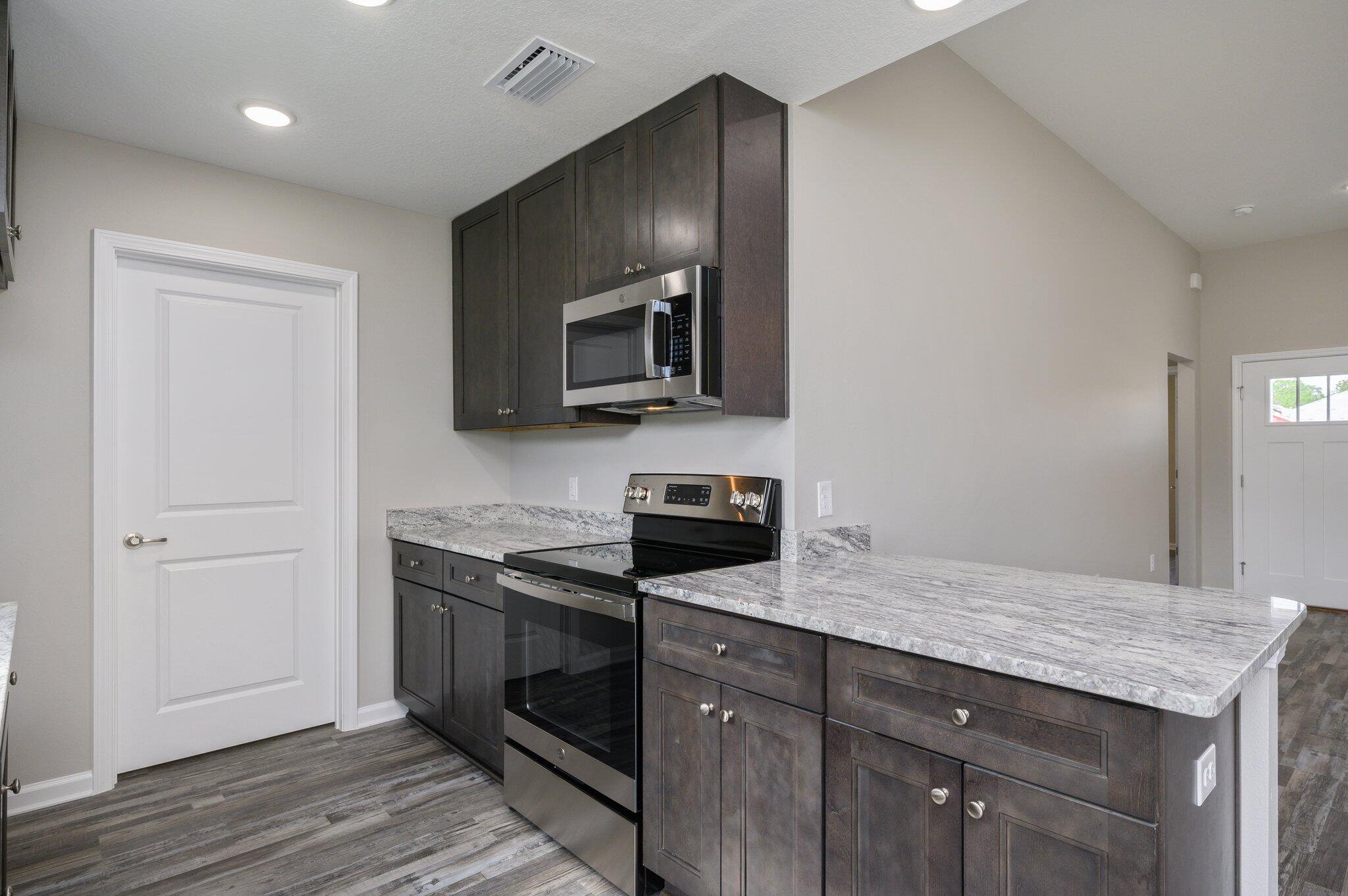 SOUTHERN OAKS - Residential