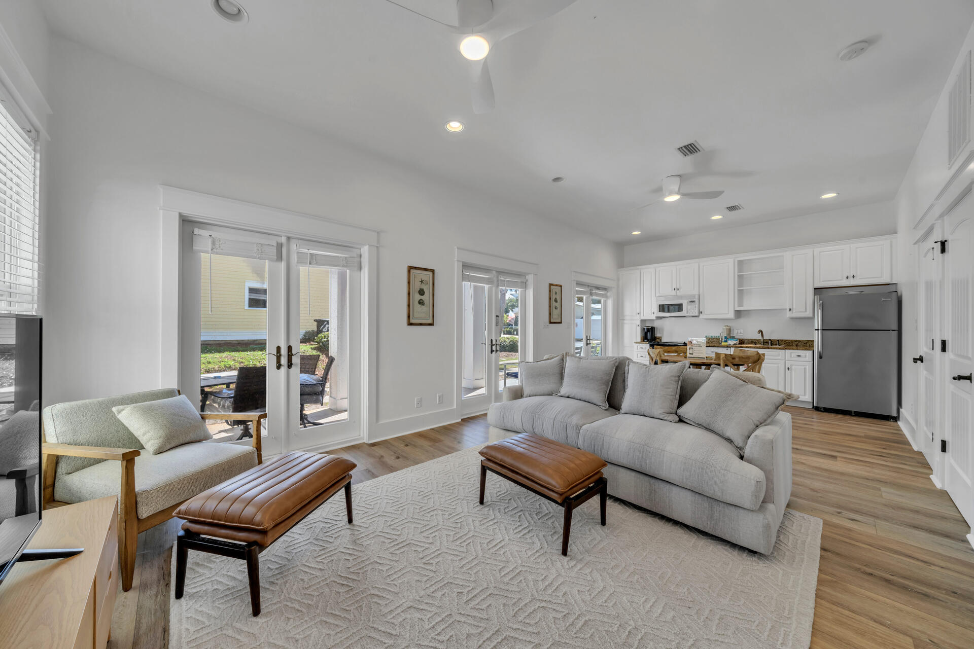 FRANGISTA BEACH - Residential