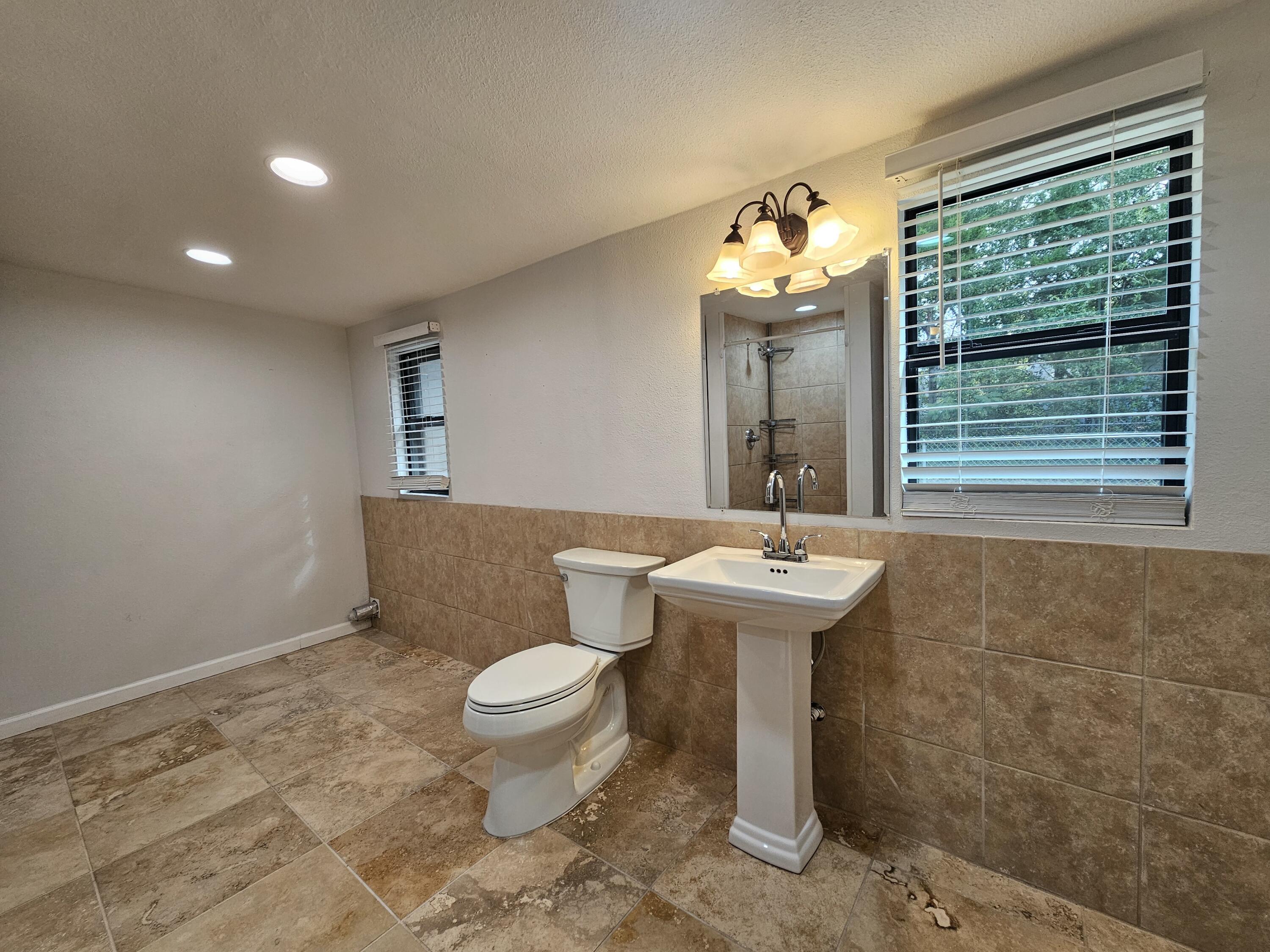 VALPARAISO PLAT 02 - Residential Lease