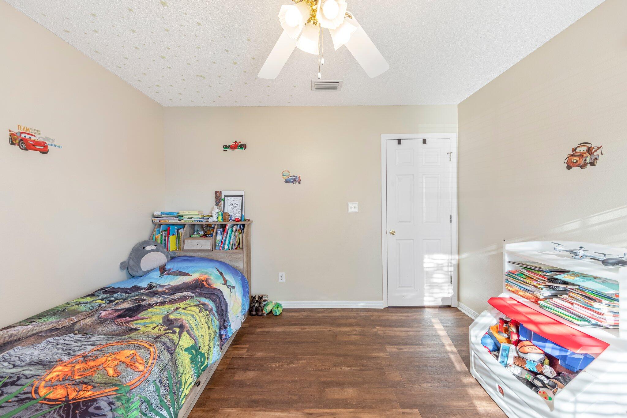 WATERFORD ESTATES S/D - Residential