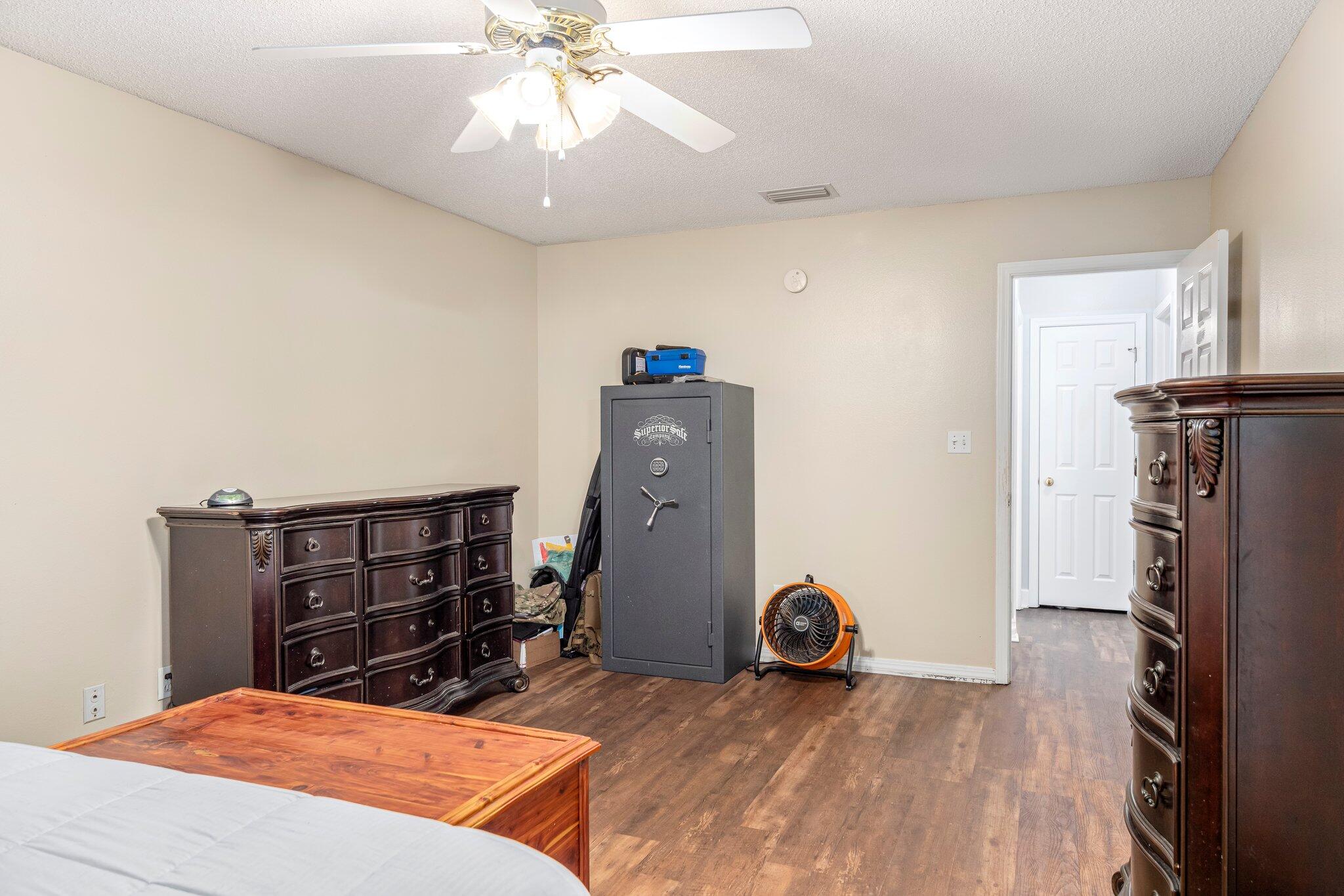 WATERFORD ESTATES S/D - Residential