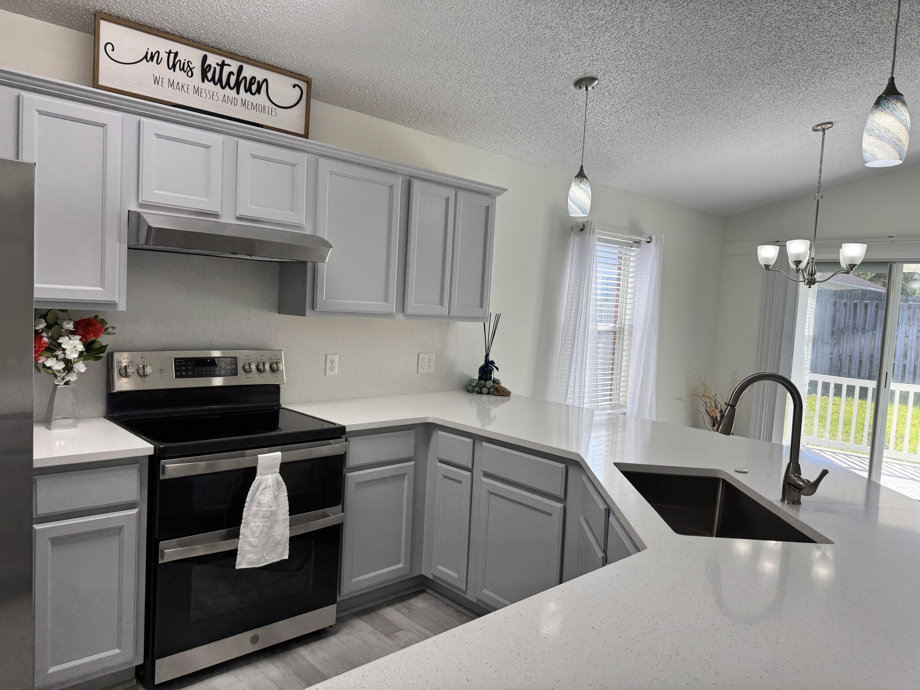 REDSTONE ESTATES - Residential
