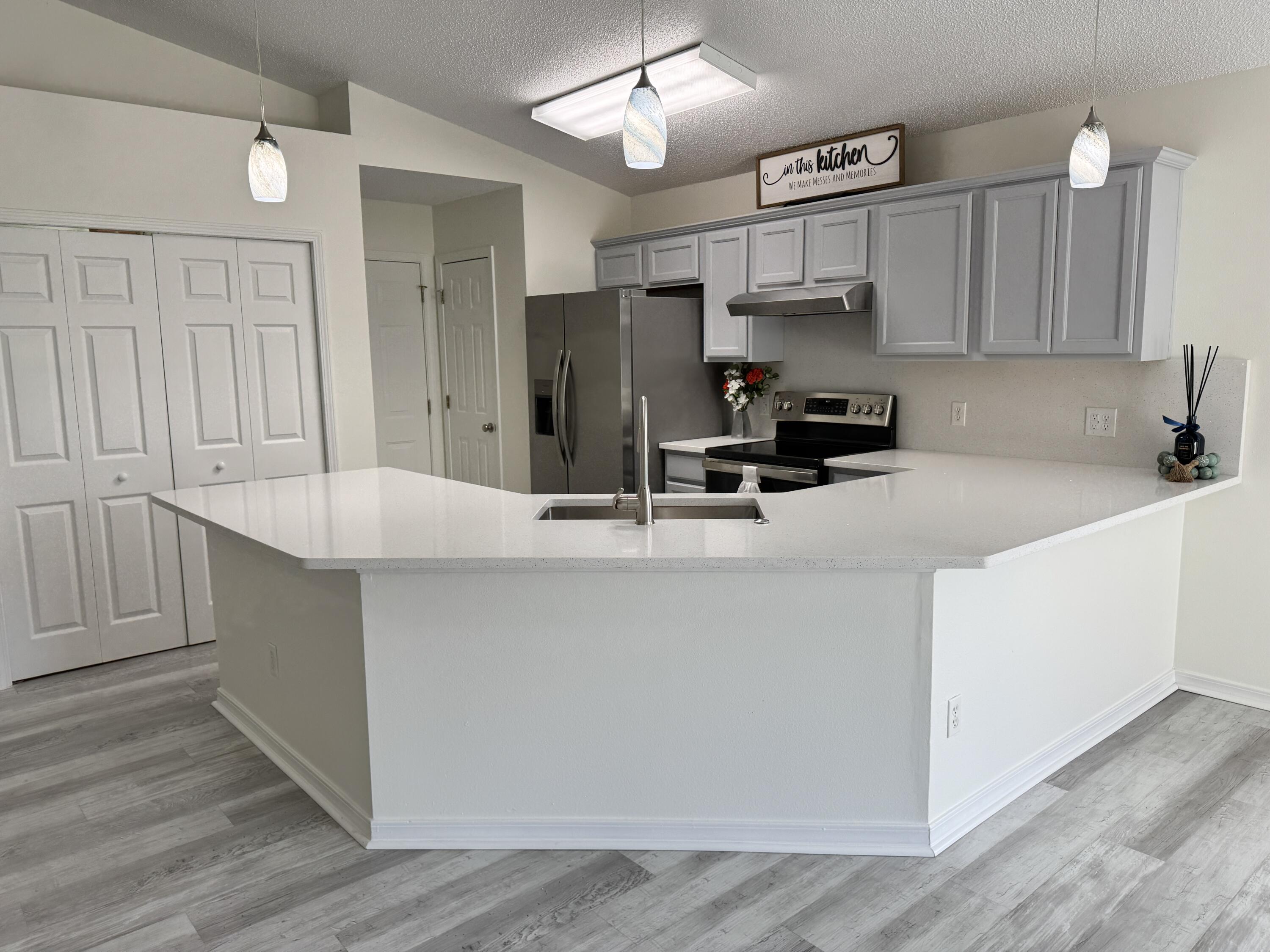 REDSTONE ESTATES - Residential