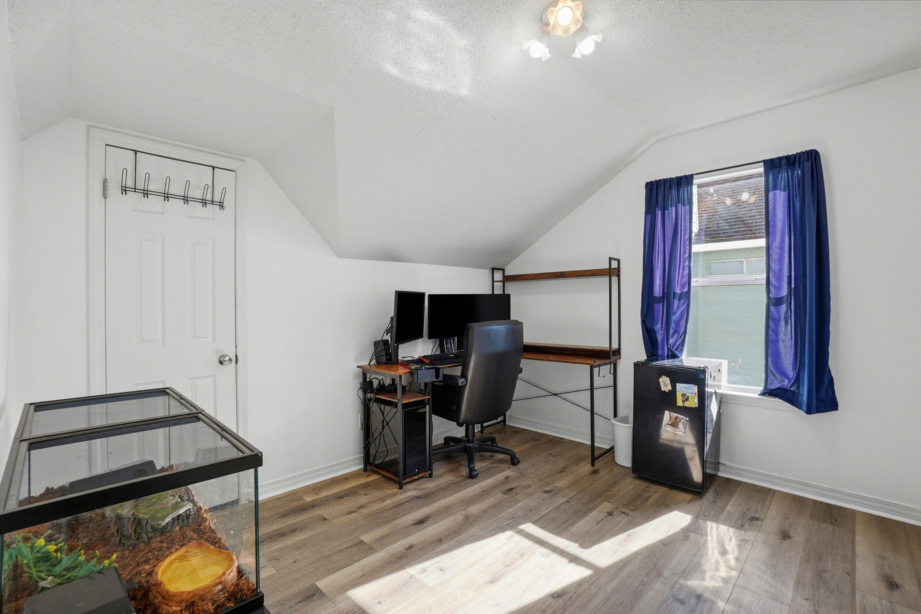 WOODLAND PARK ESTATES - Residential