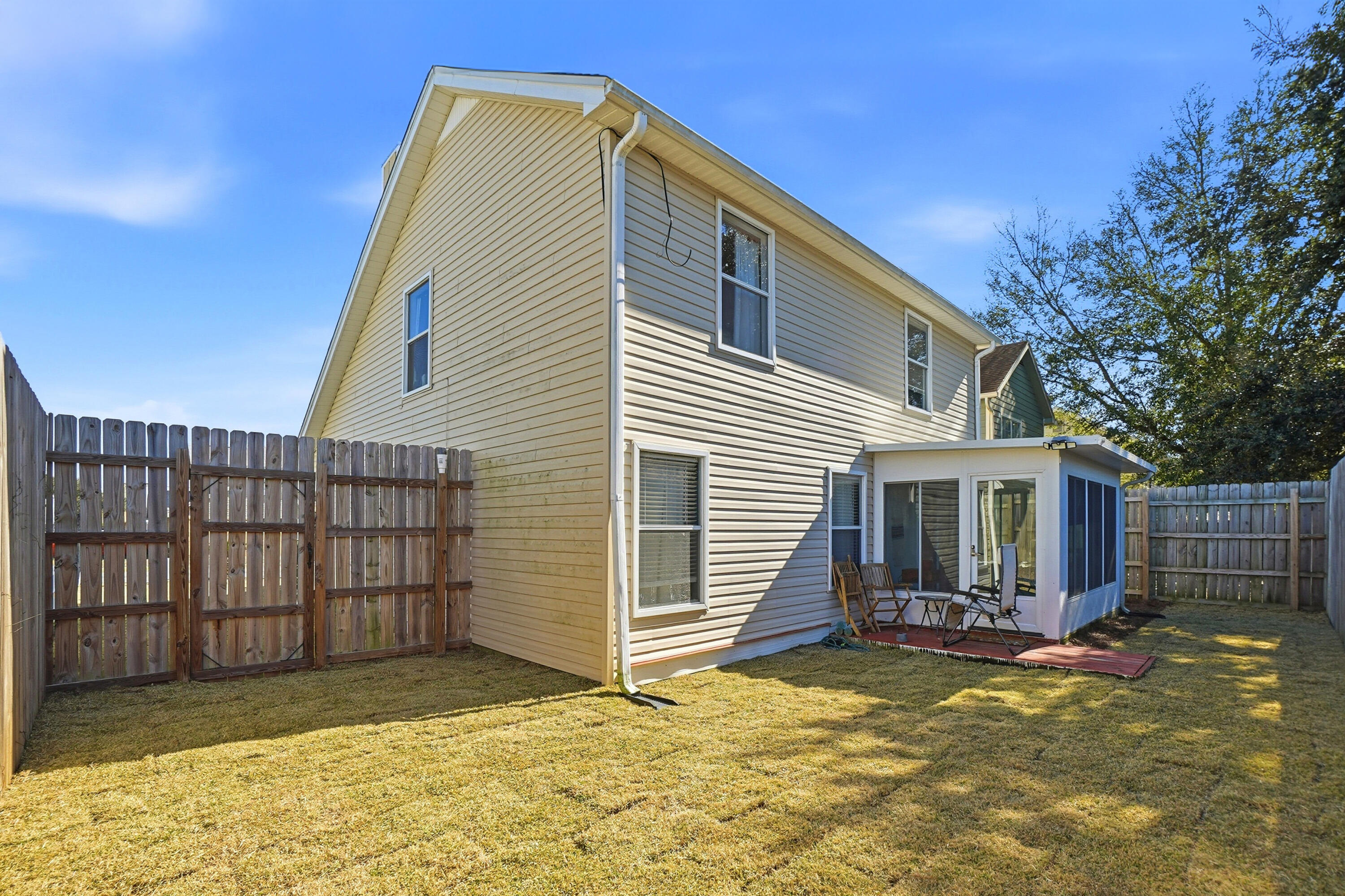 WOODLAND PARK ESTATES - Residential