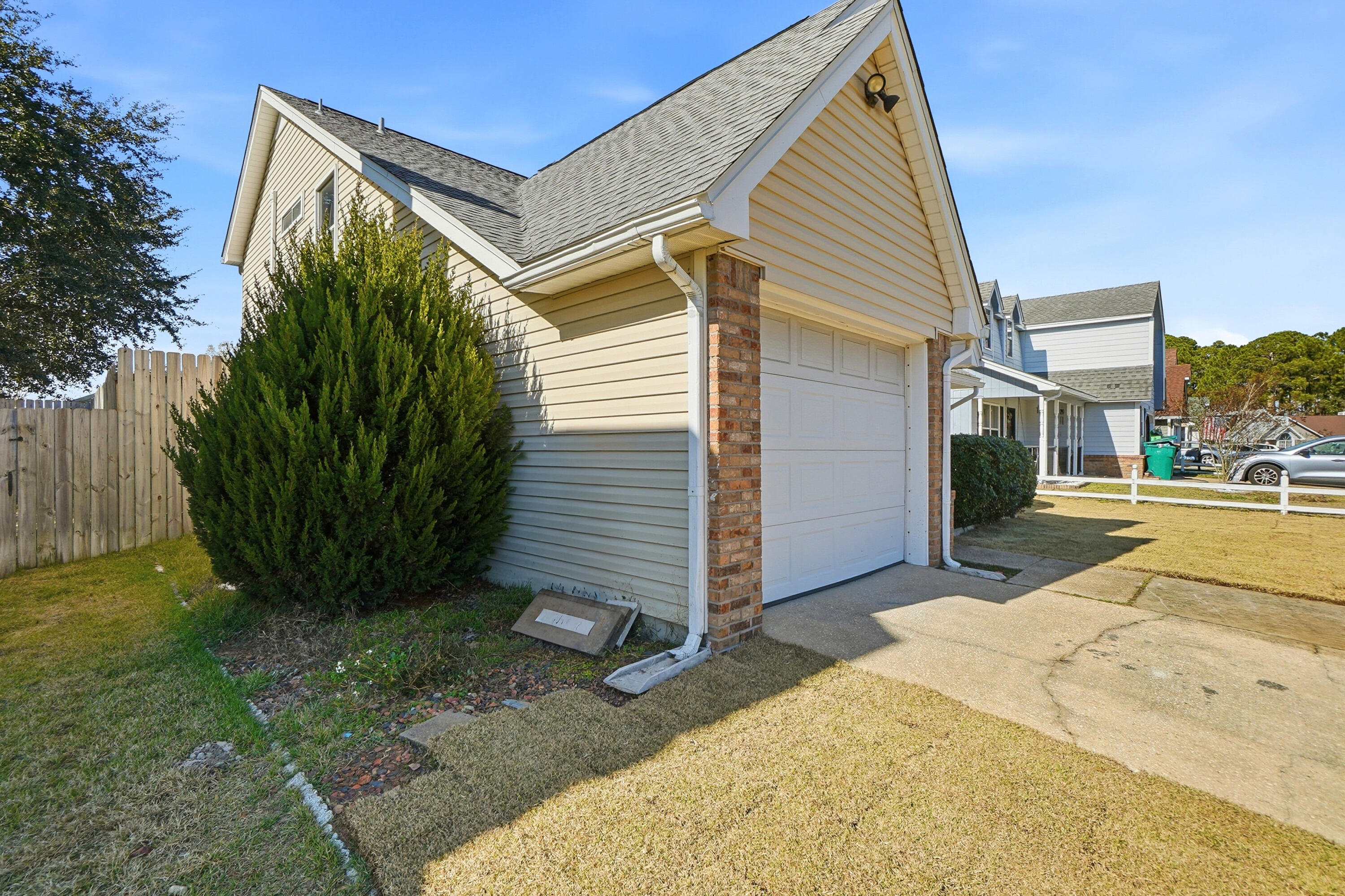 WOODLAND PARK ESTATES - Residential