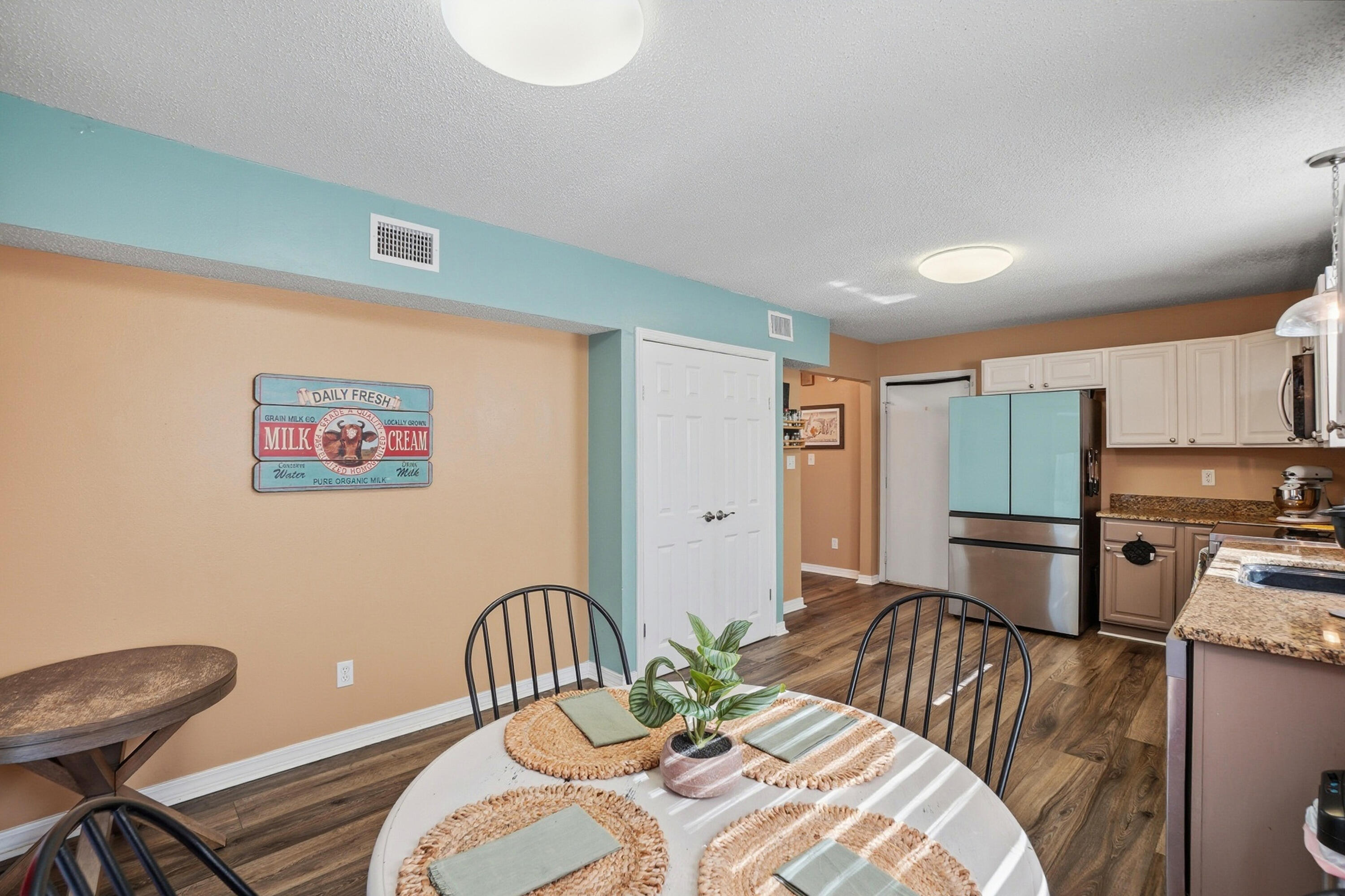 WOODLAND PARK ESTATES - Residential