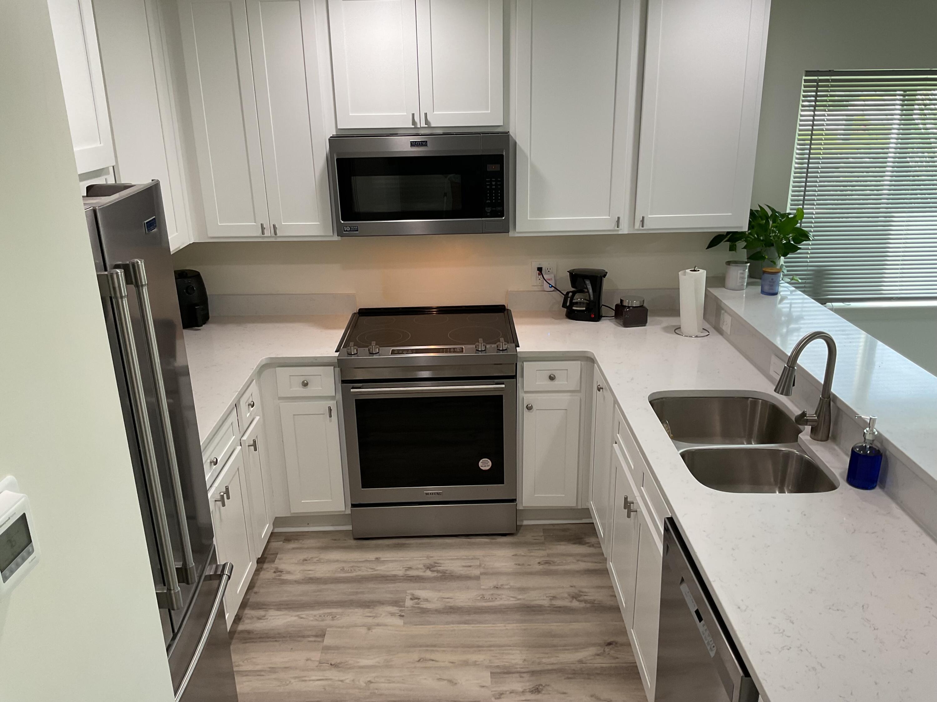 ISLAND HOME CONDO - Residential