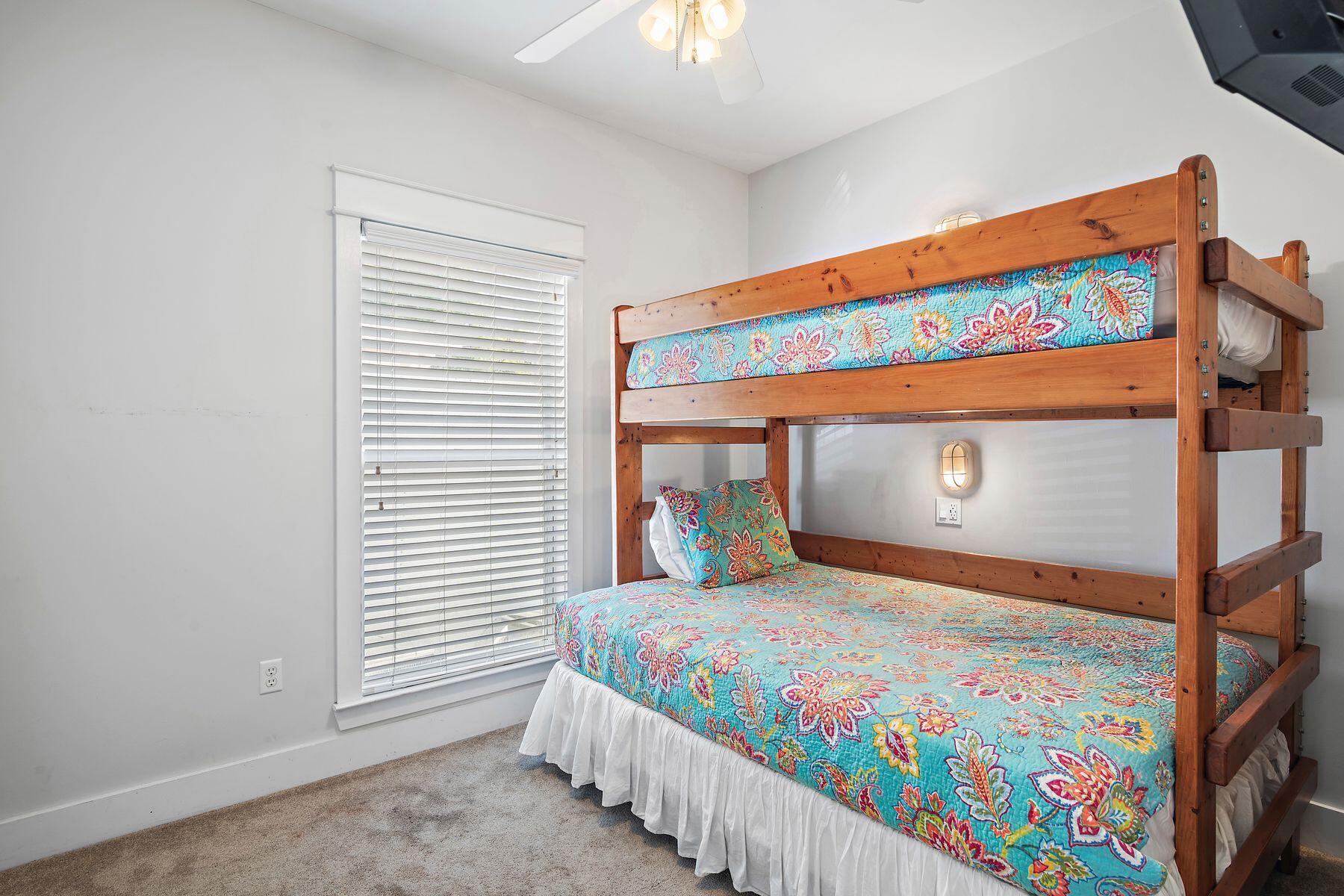 GROVE BY THE SEA 1ST ADDN - Residential