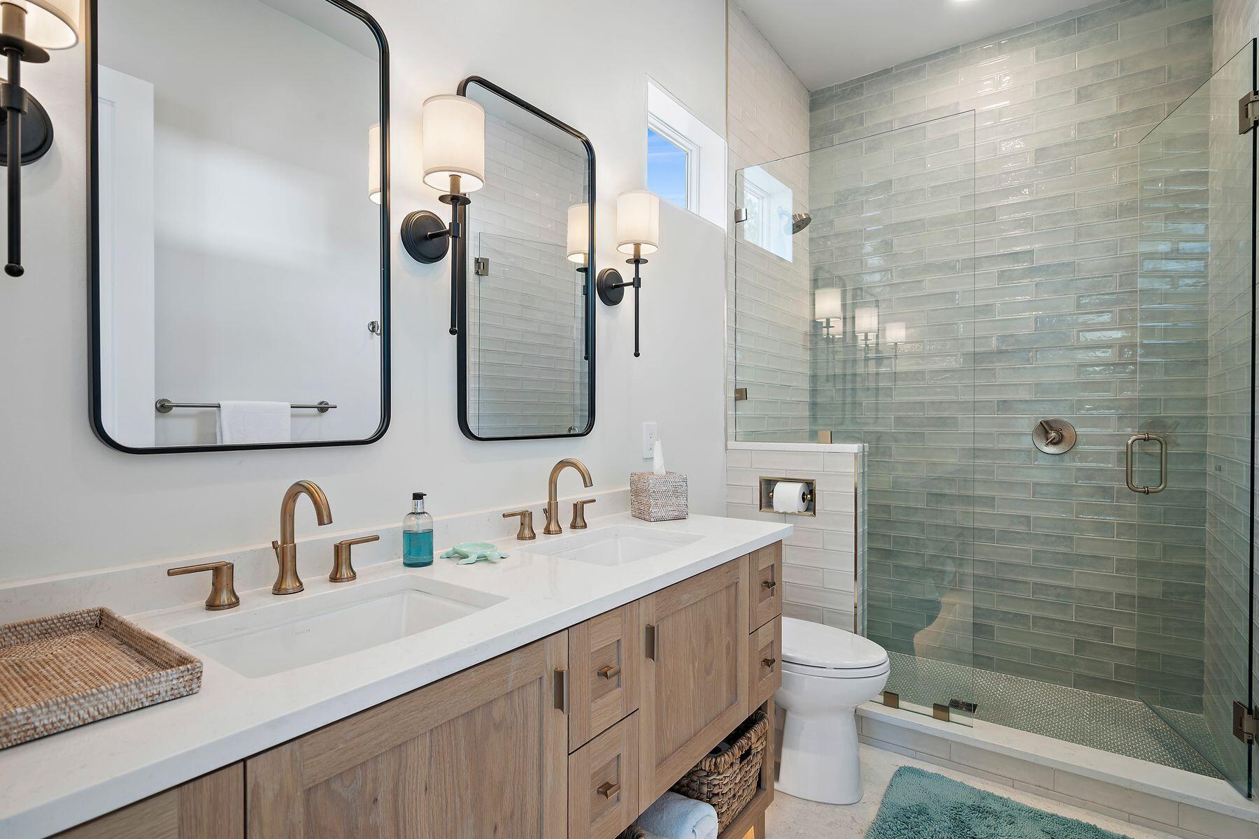 GROVE BY THE SEA 1ST ADDN - Residential