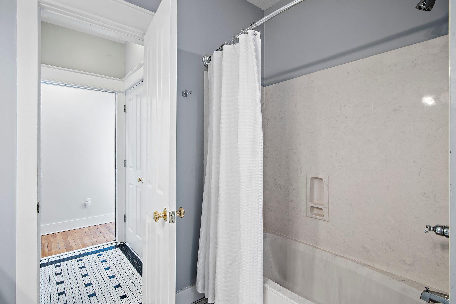 GROVE BY THE SEA 1ST ADDN - Residential