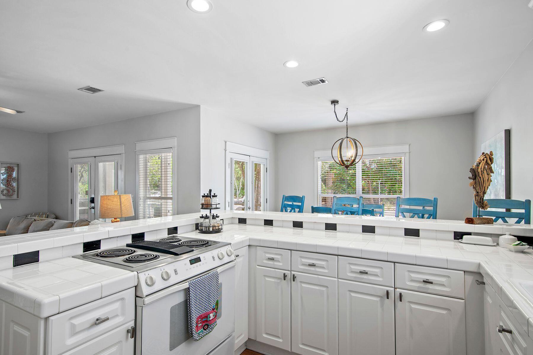 GROVE BY THE SEA 1ST ADDN - Residential