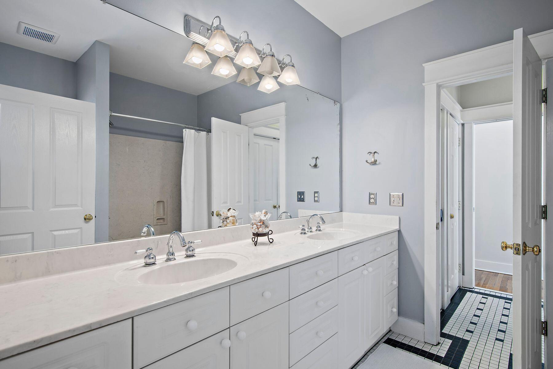 GROVE BY THE SEA 1ST ADDN - Residential