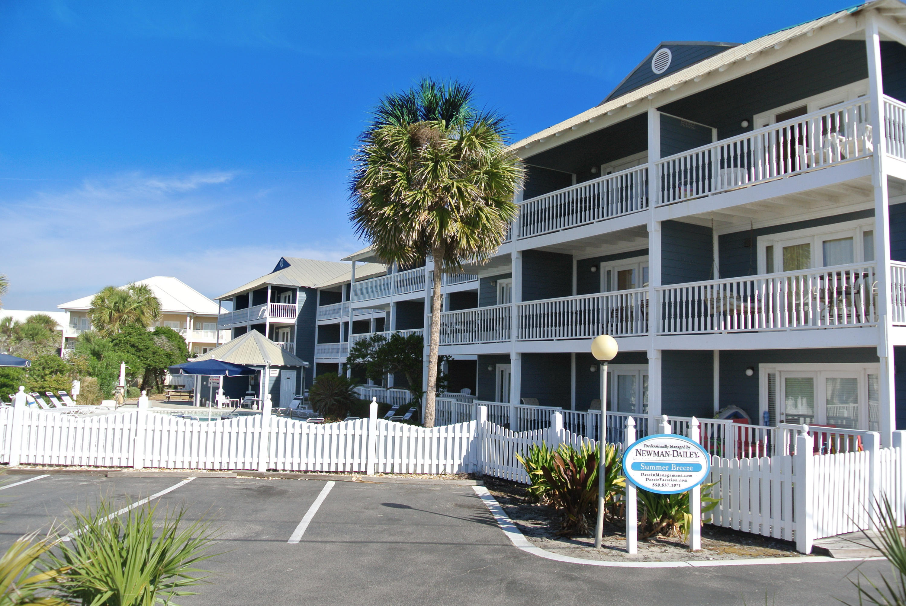 SUMMER BREEZE CONDO - Residential