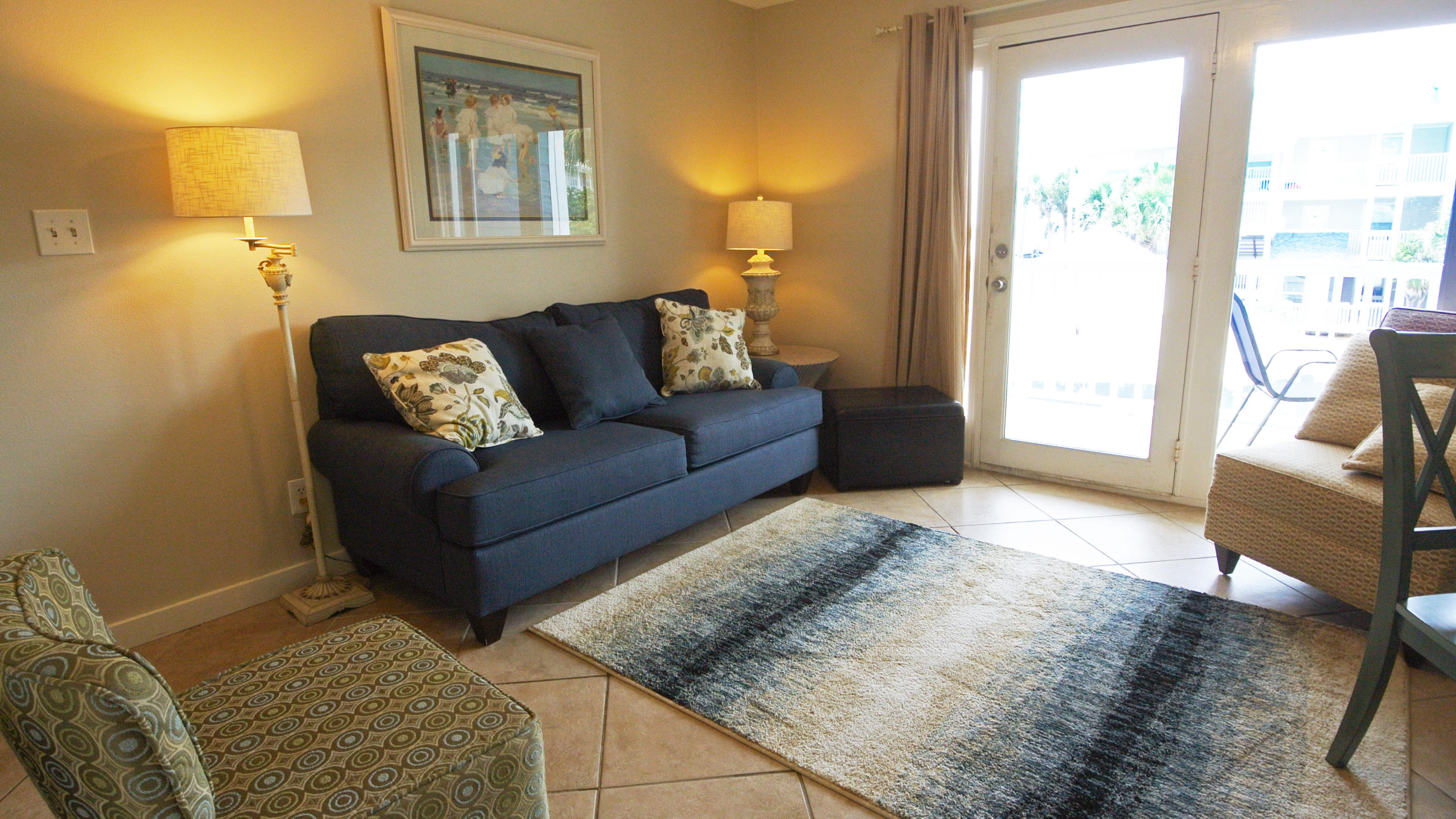 SUMMER BREEZE CONDO - Residential