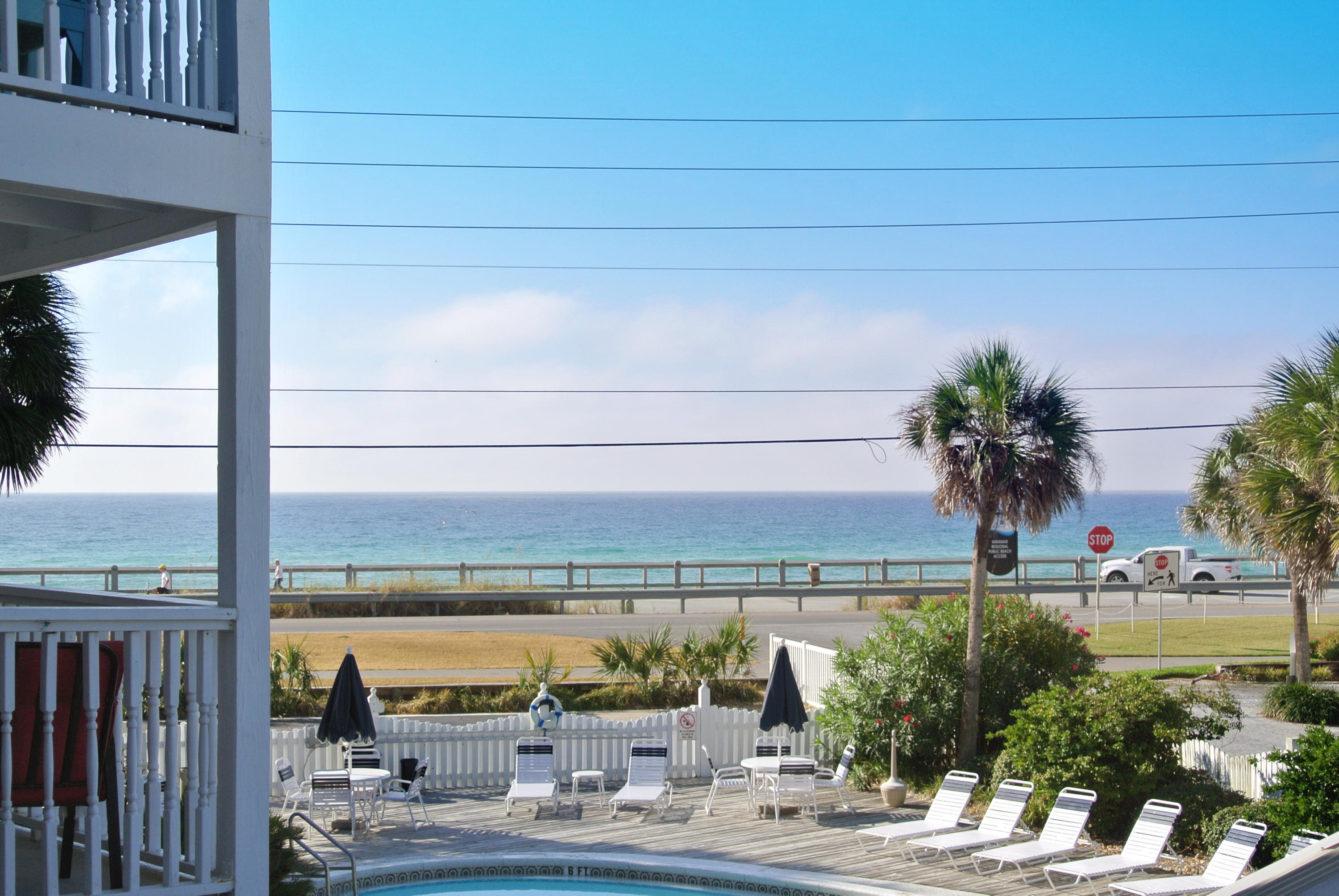 SUMMER BREEZE CONDO - Residential