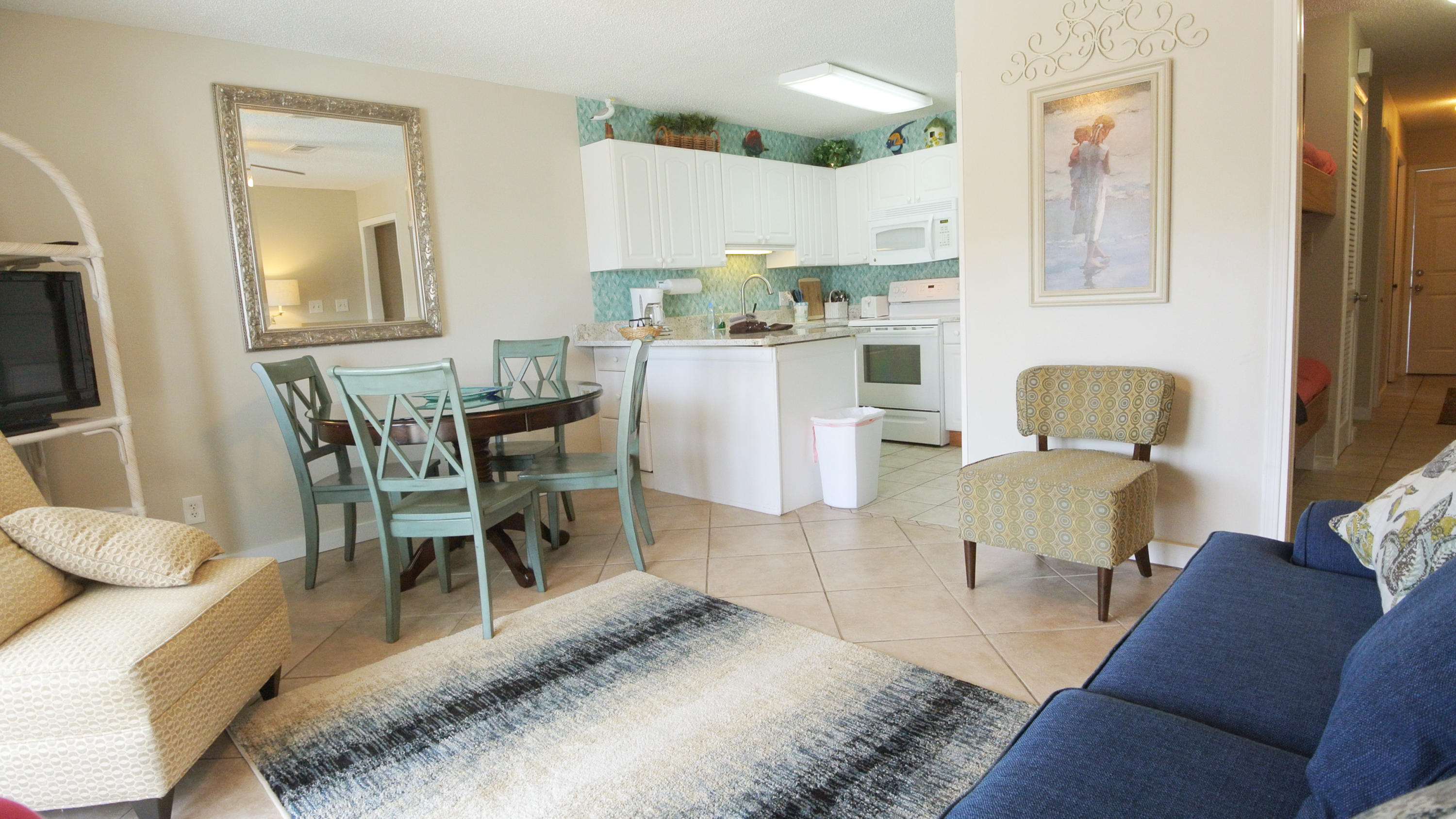 SUMMER BREEZE CONDO - Residential