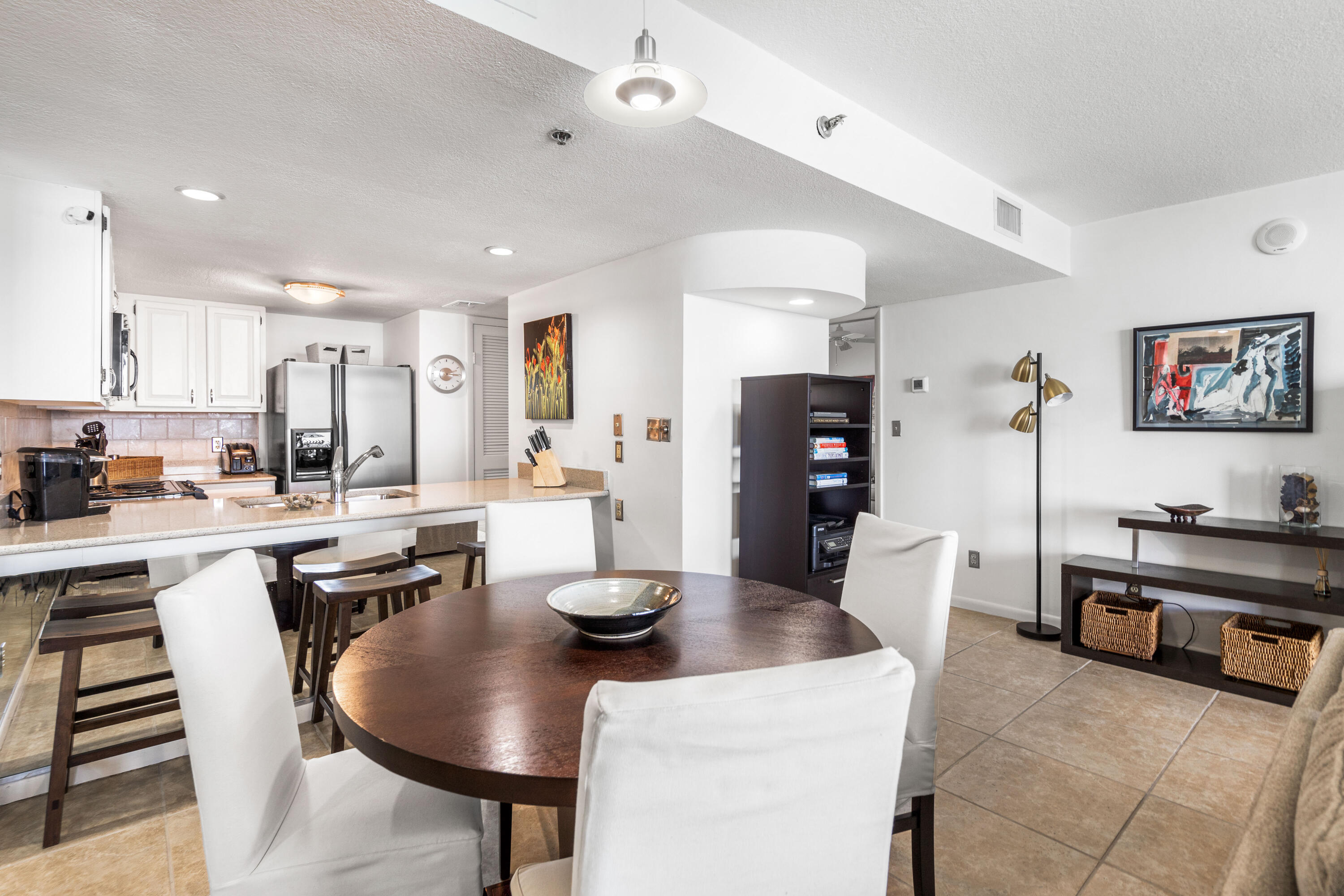 ONE SEAGROVE PLACE CONDOMINIUMS - Residential