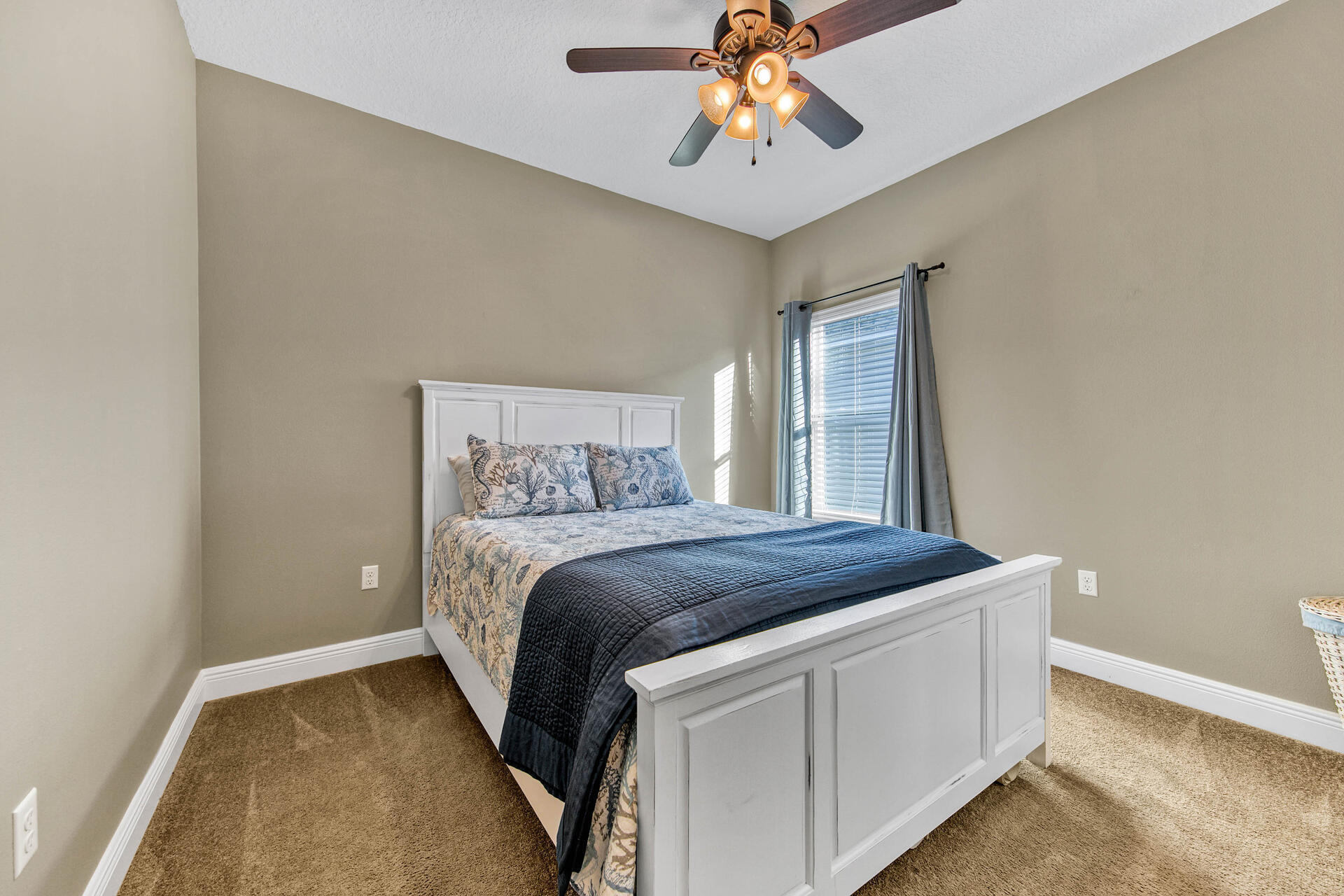 TURTLE COVE AT LAKE POWELL - Residential