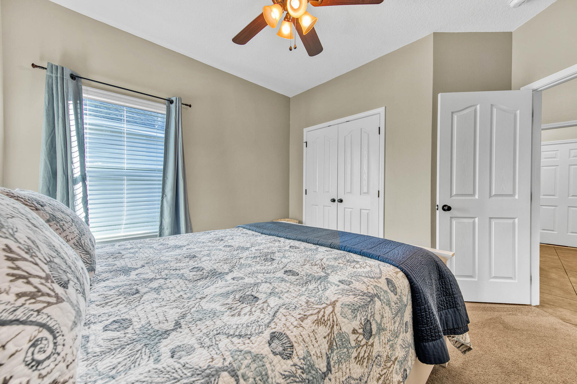 TURTLE COVE AT LAKE POWELL - Residential