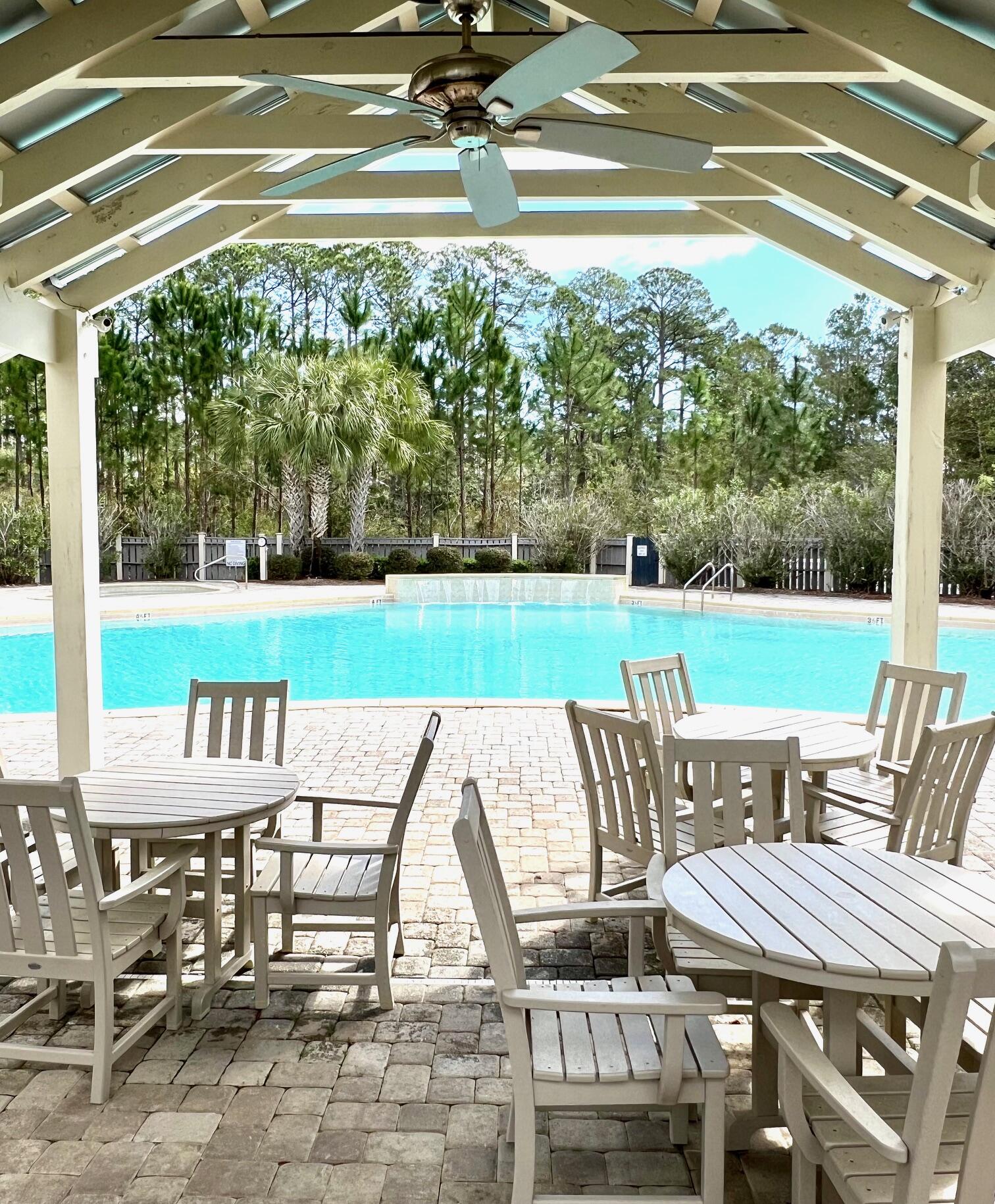 GRAYTON BAYOU - Residential