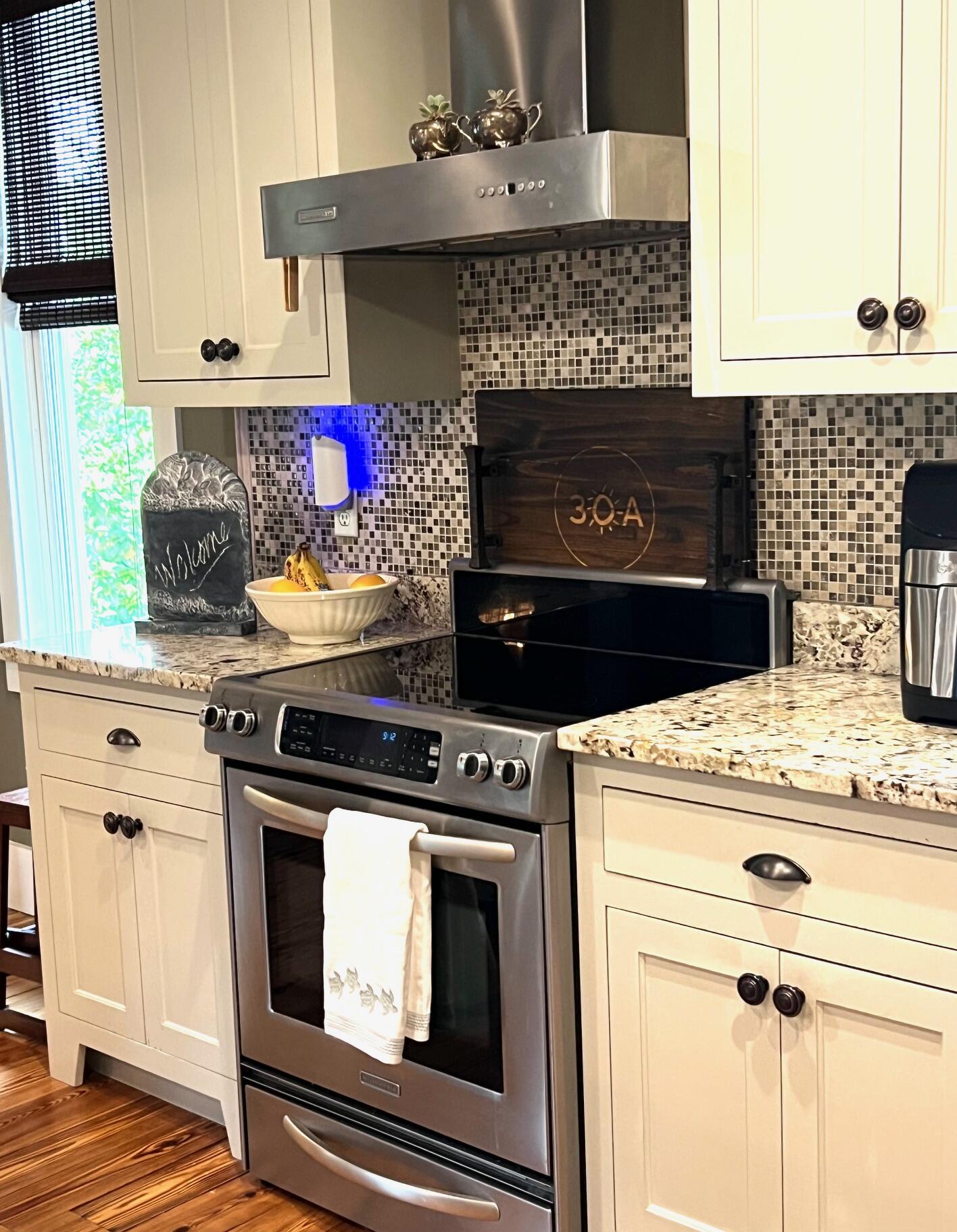 GRAYTON BAYOU - Residential