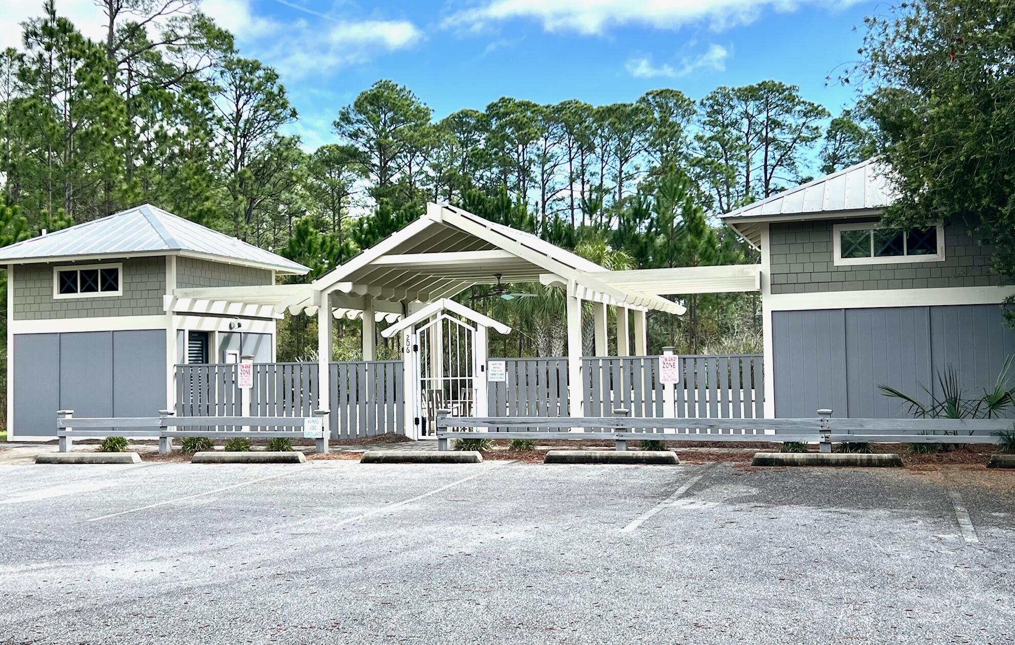 GRAYTON BAYOU - Residential