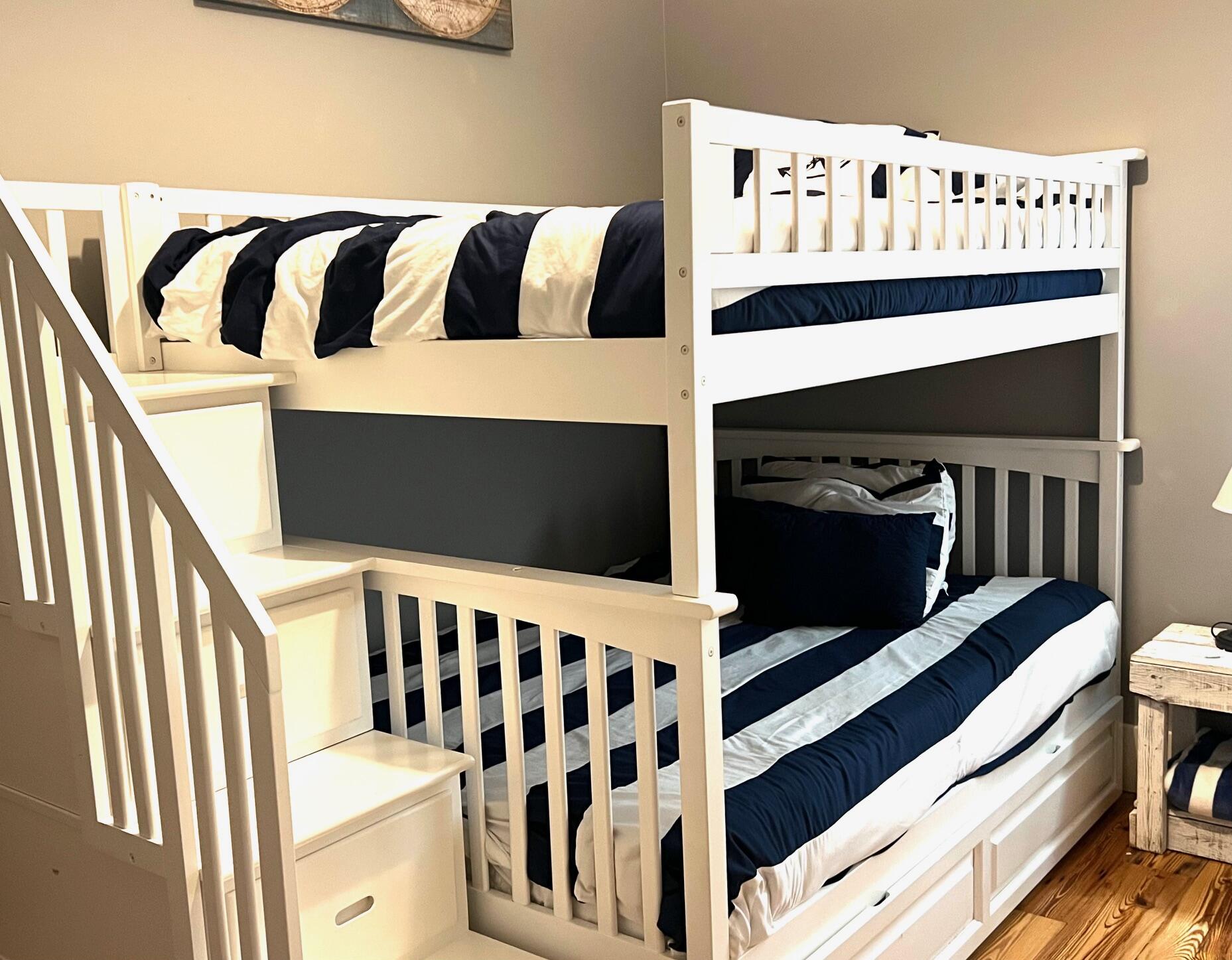 GRAYTON BAYOU - Residential