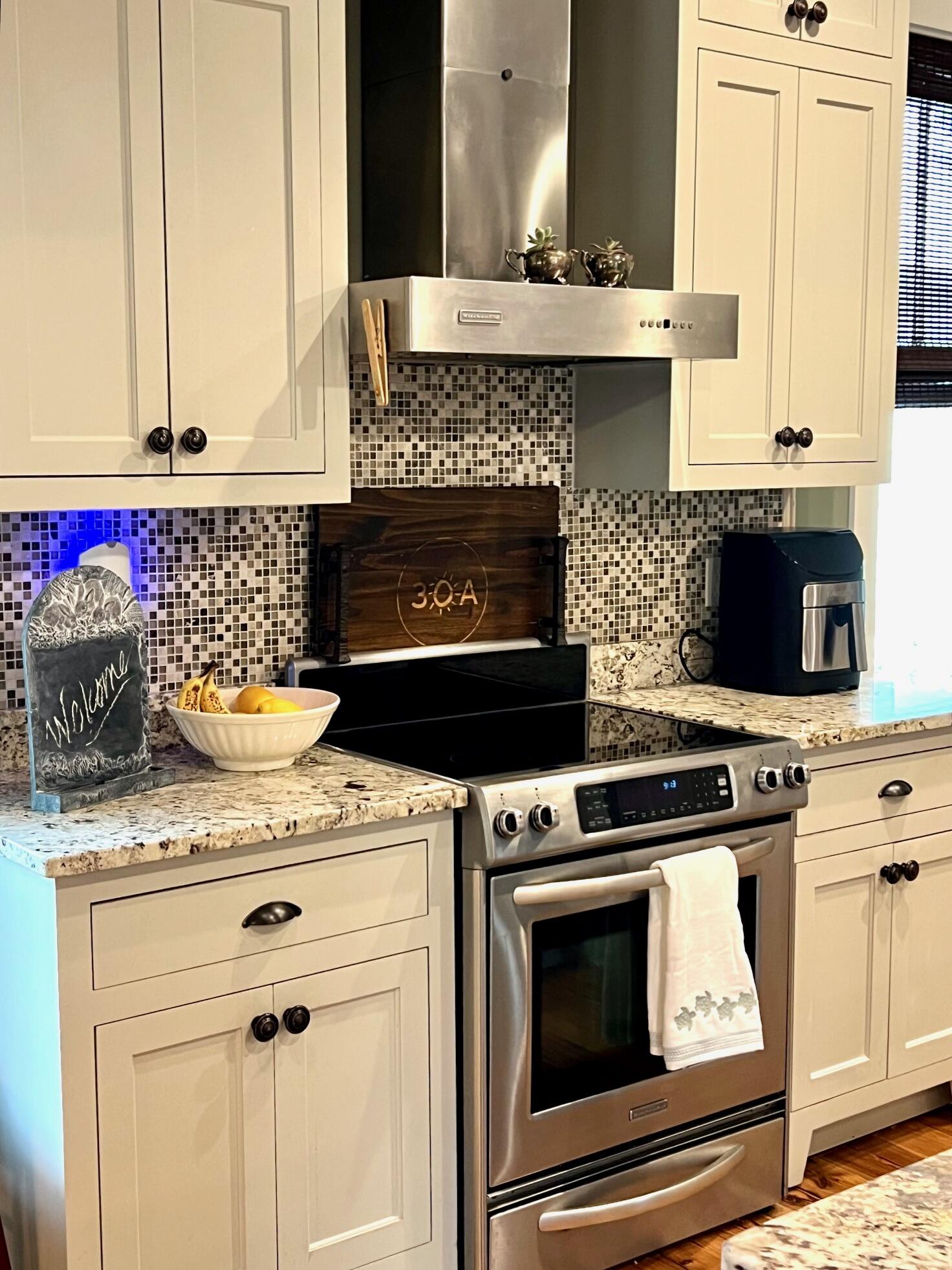 GRAYTON BAYOU - Residential