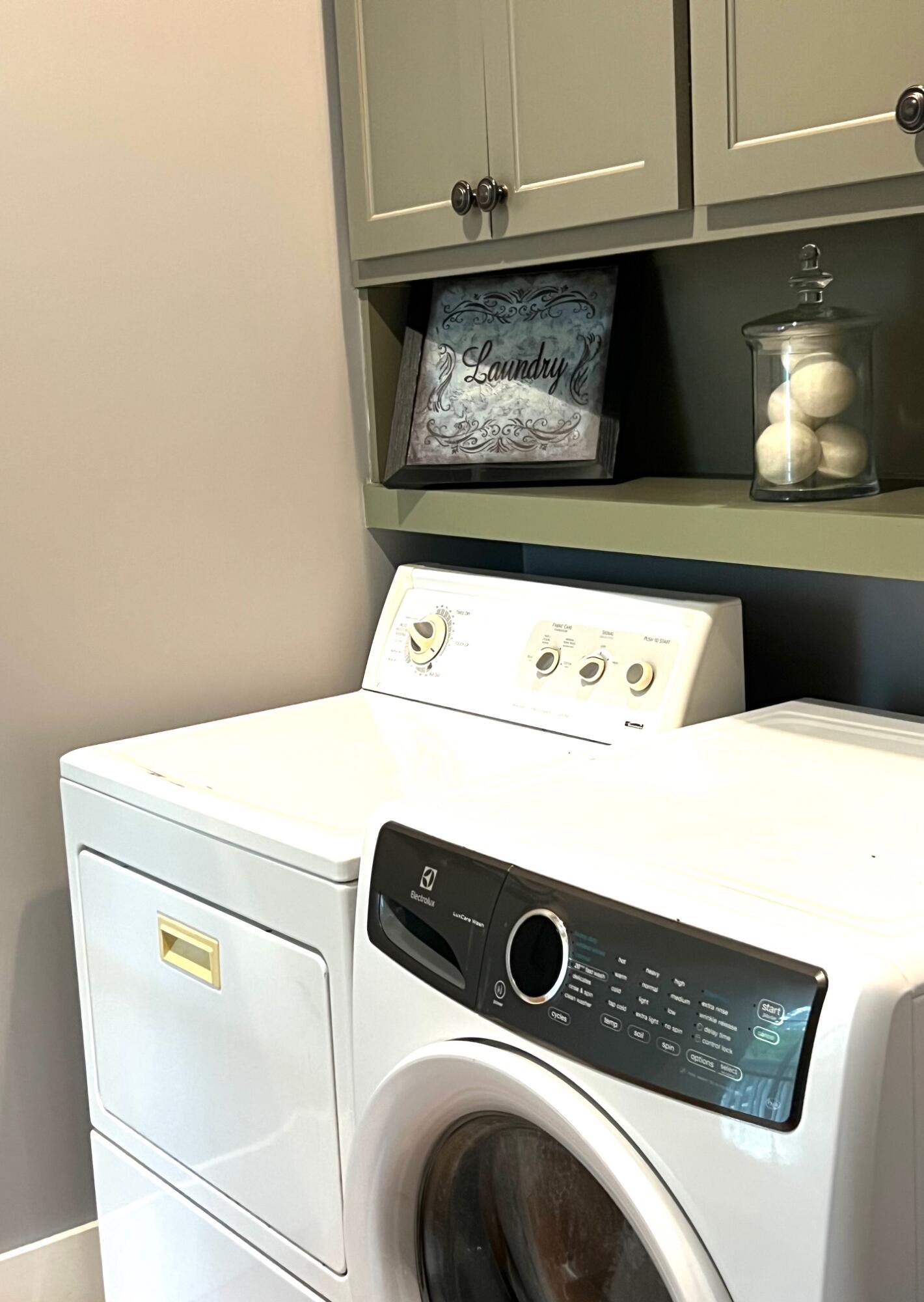 GRAYTON BAYOU - Residential